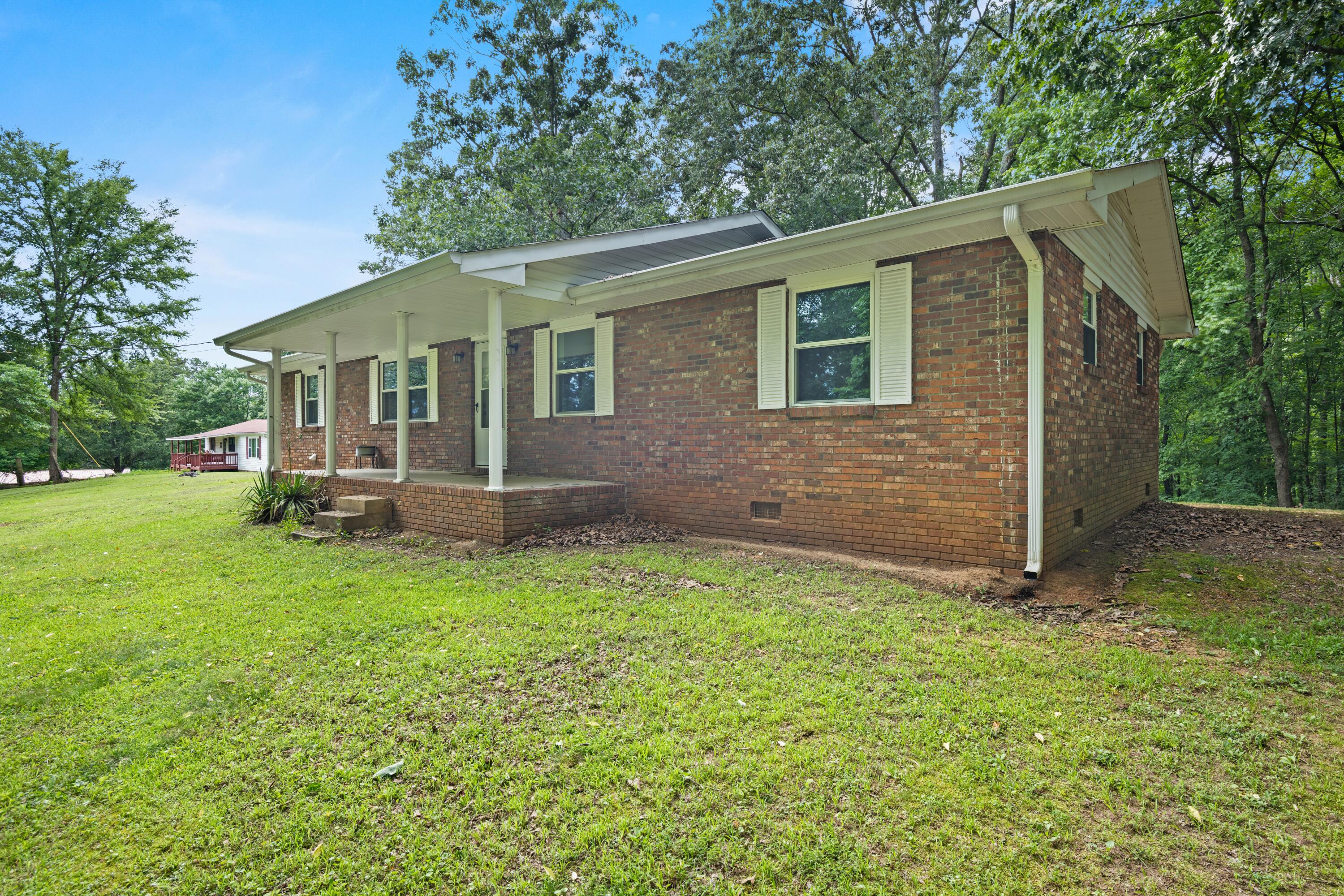1714 Highway 299