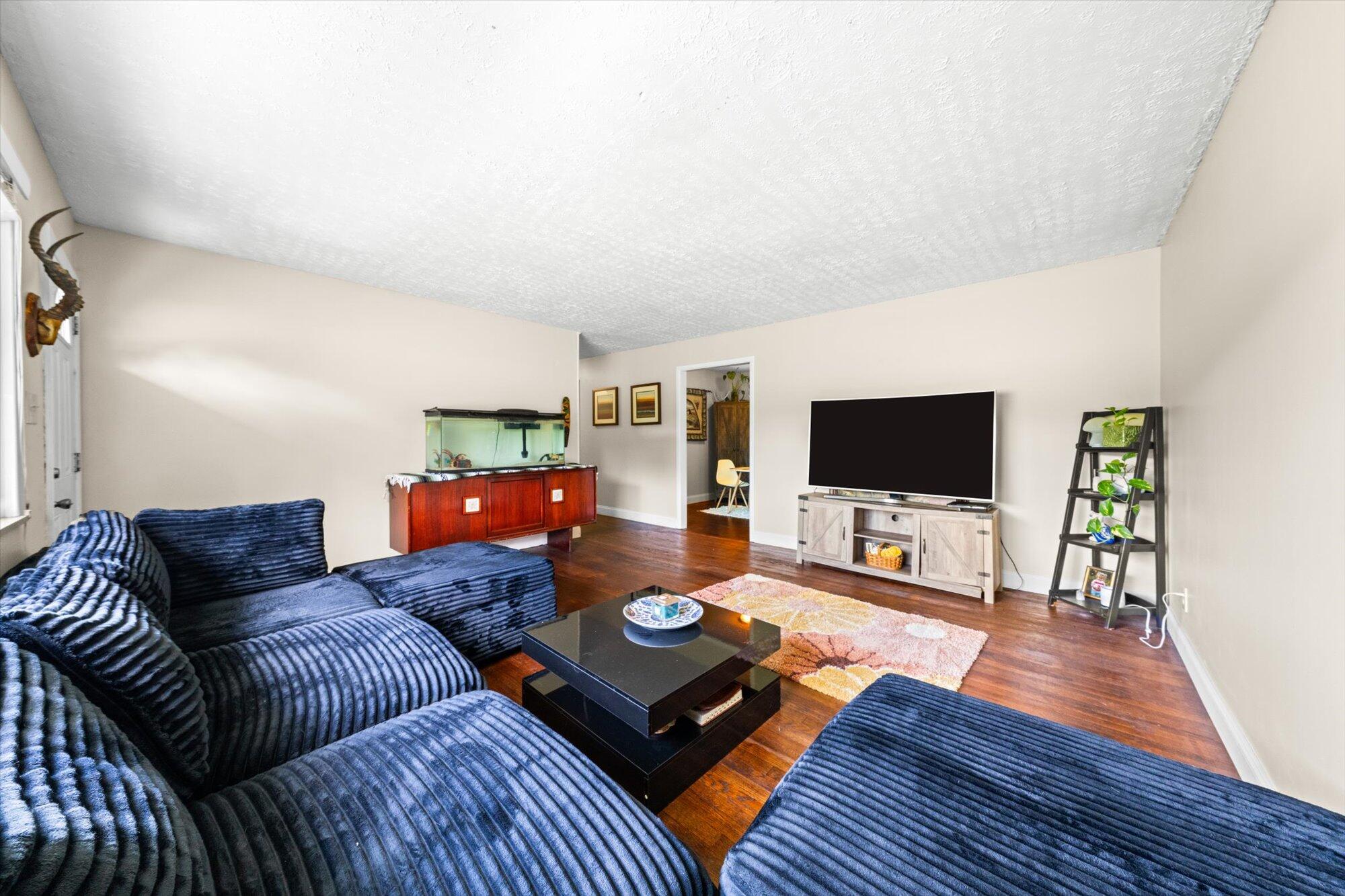 3356 Long Hollow Road