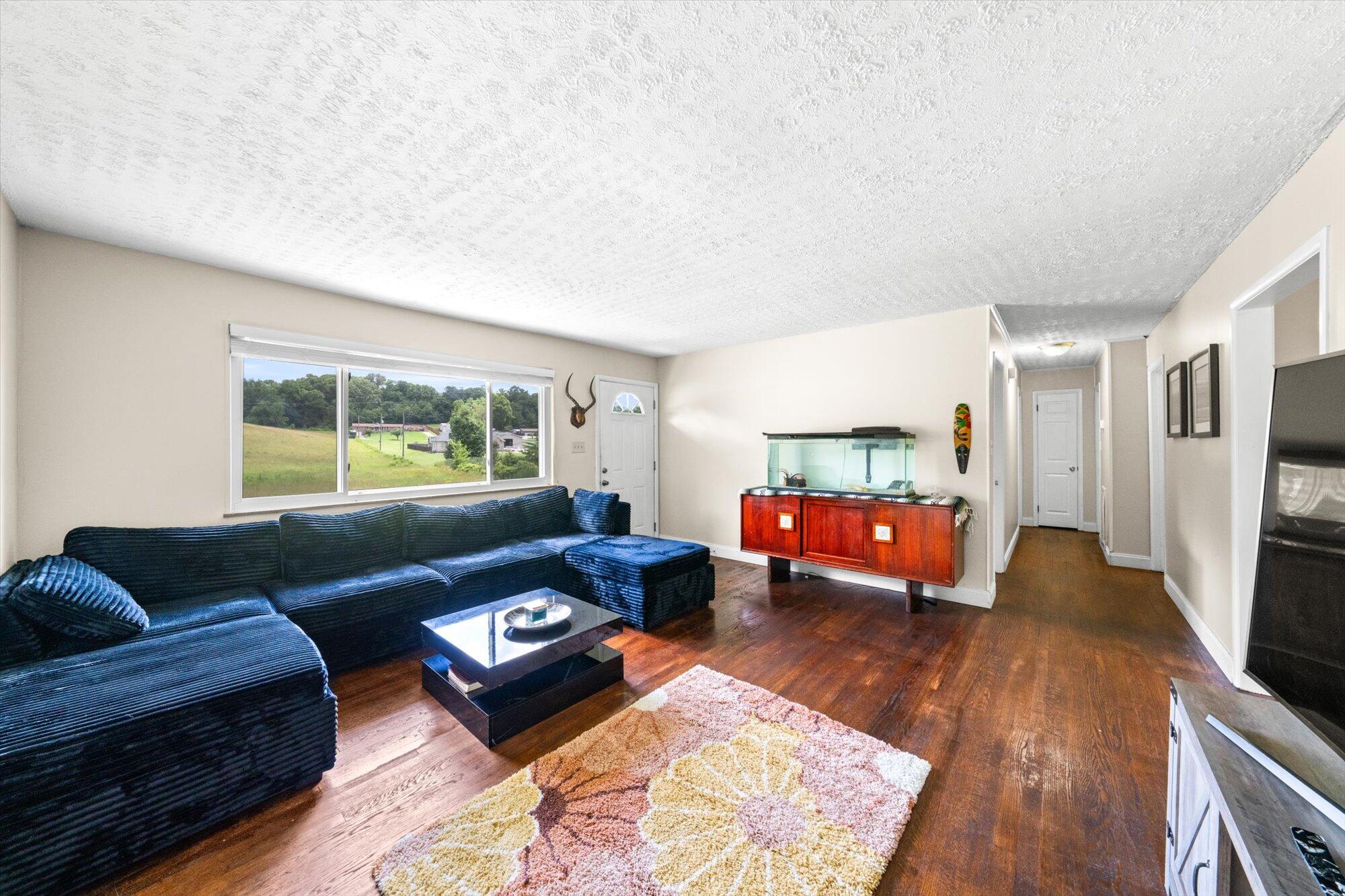 3356 Long Hollow Road