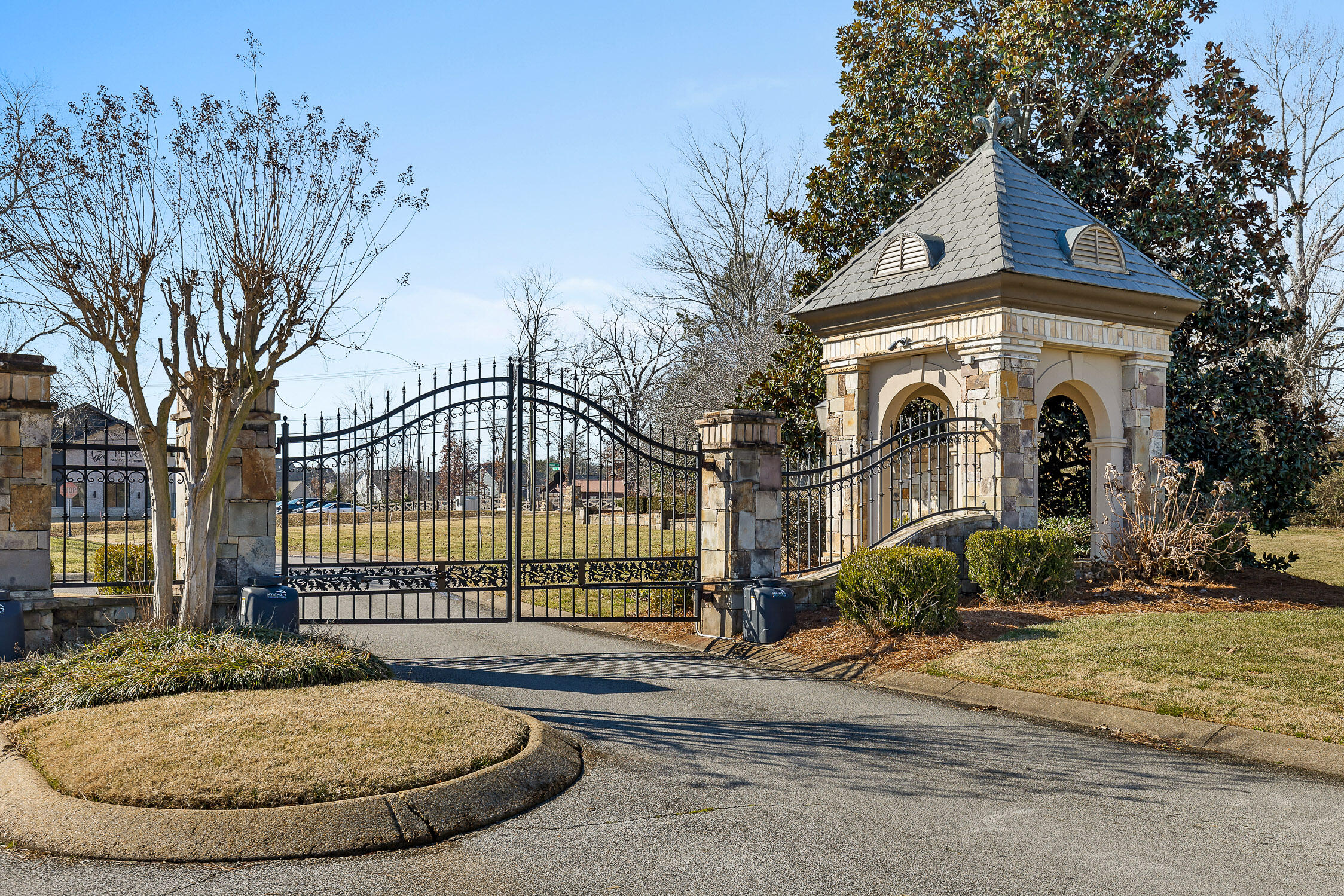 9727 Chestnut Hill Lane