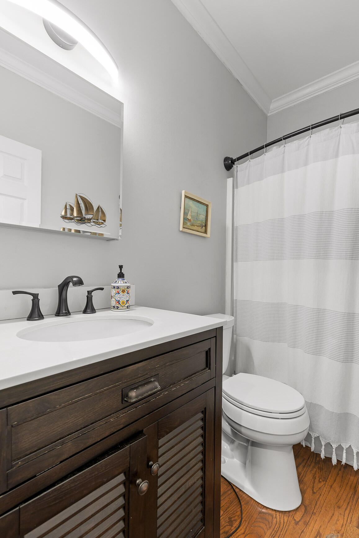 9727 Chestnut Hill Lane