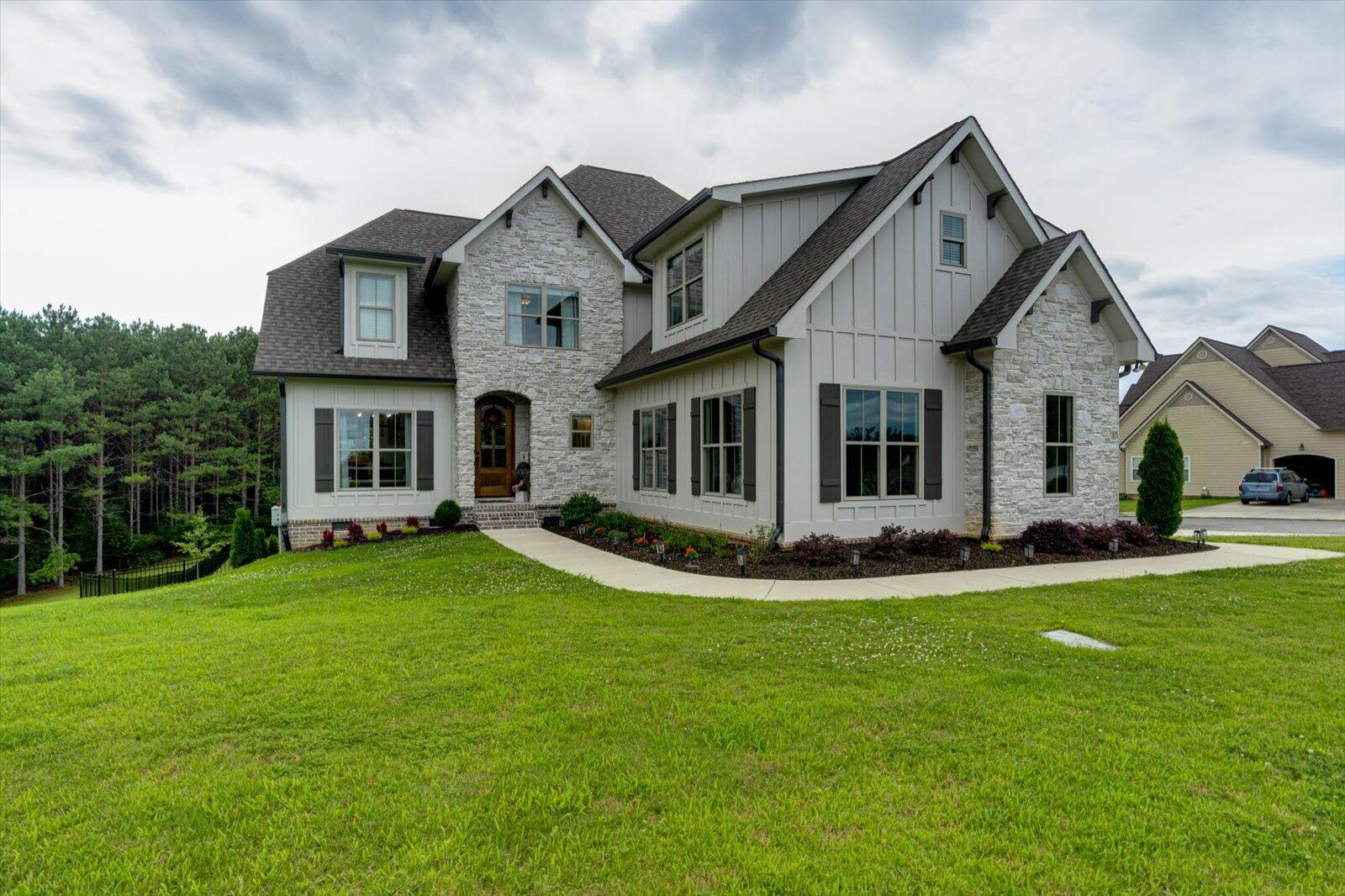 12951 Blakeslee Drive