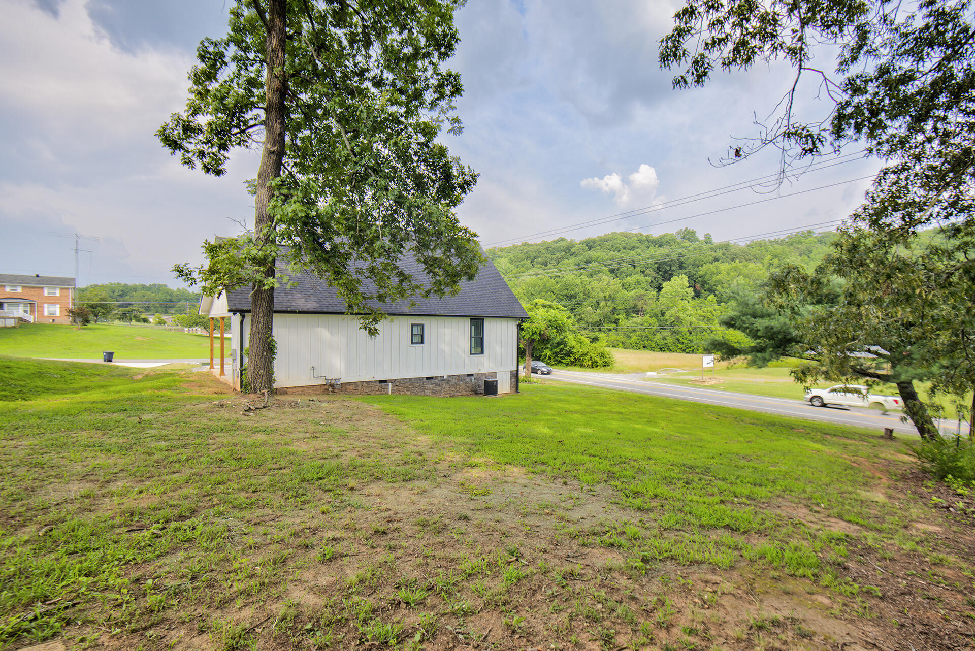 115 Sandras Way