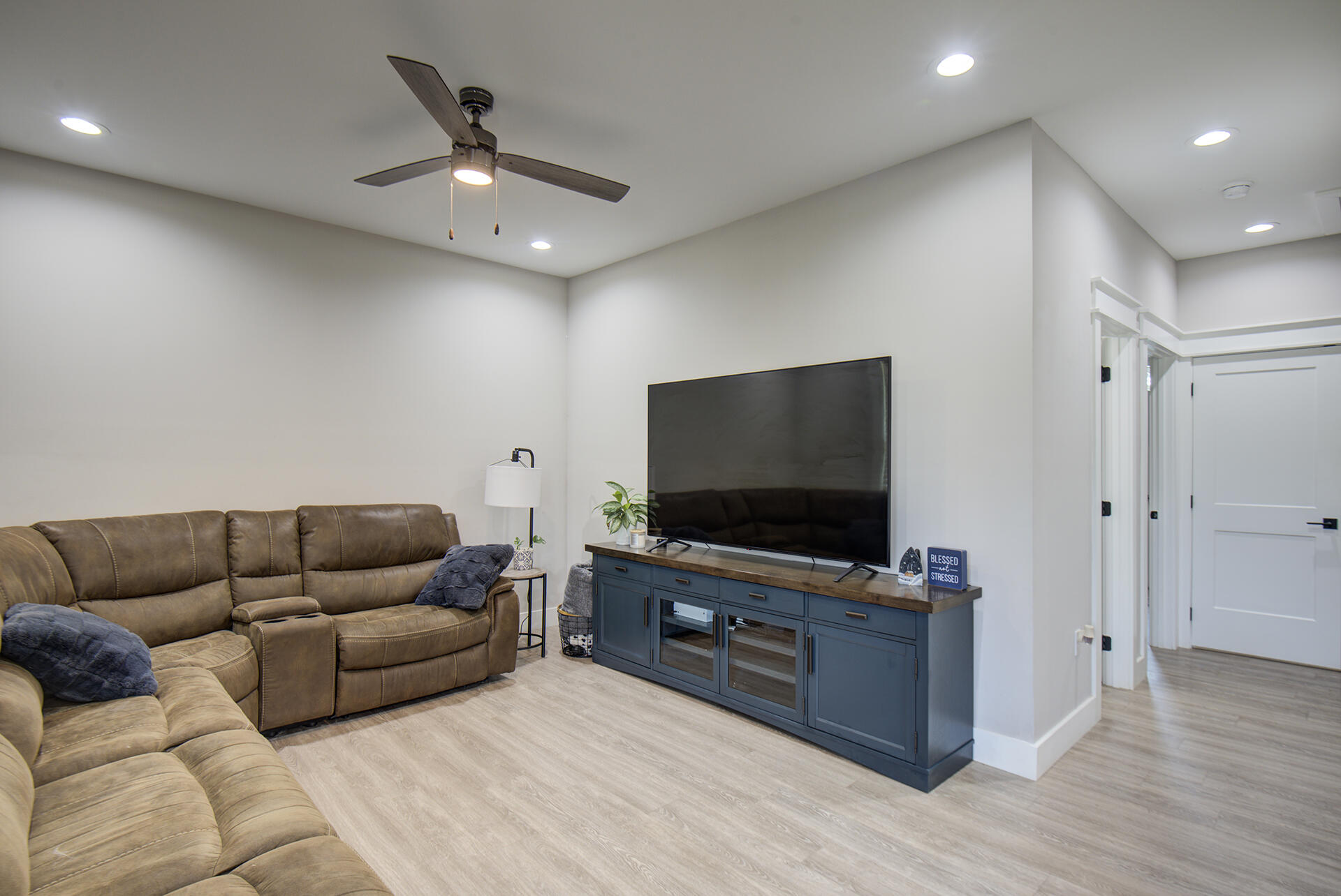 115 Sandras Way