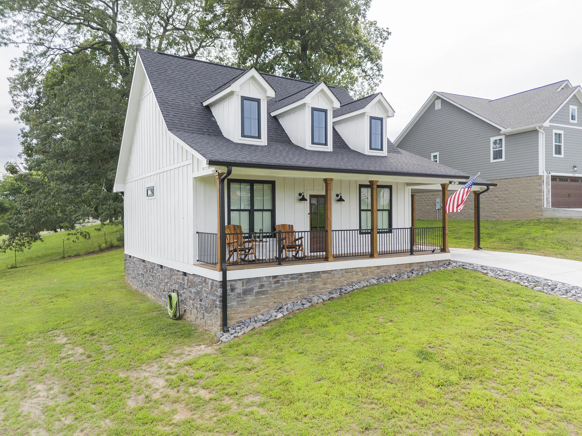 115 Sandras Way
