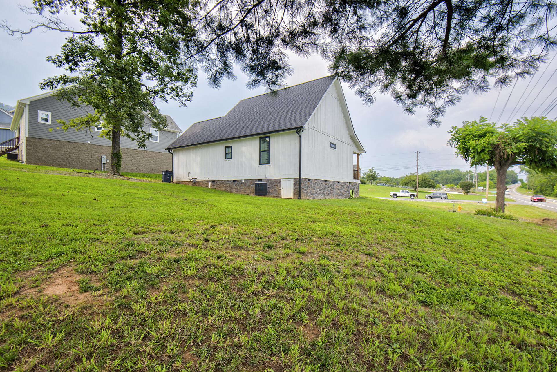 115 Sandras Way