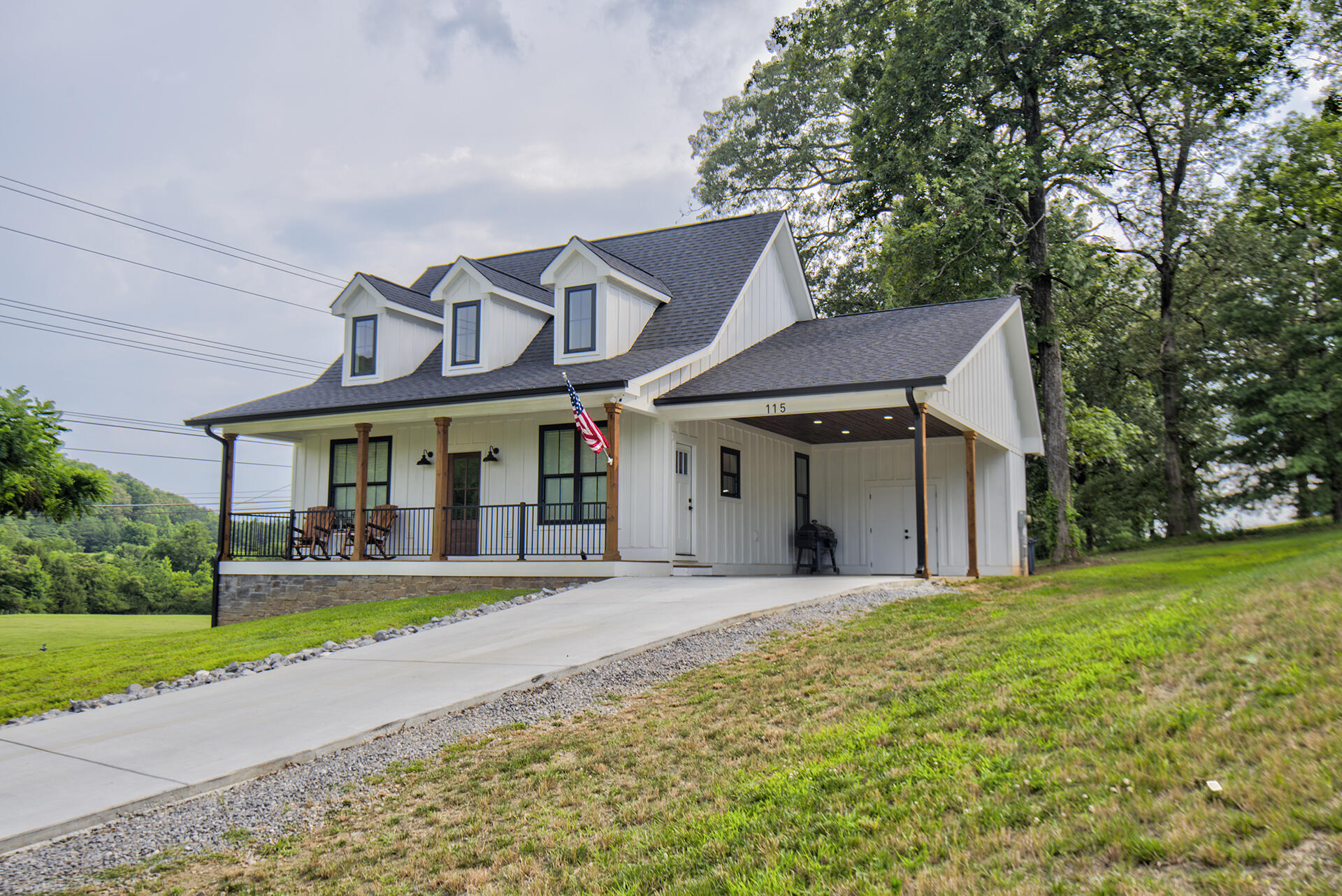 115 Sandras Way