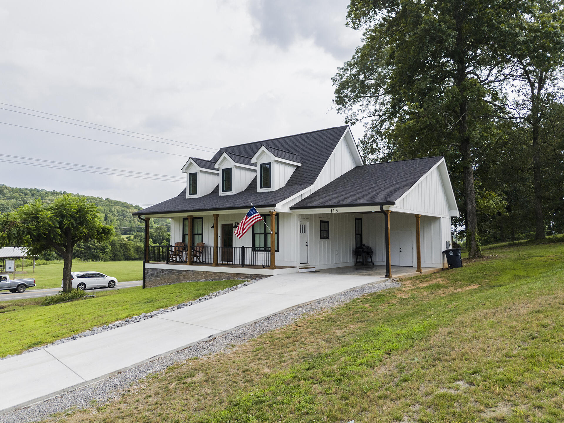 115 Sandras Way