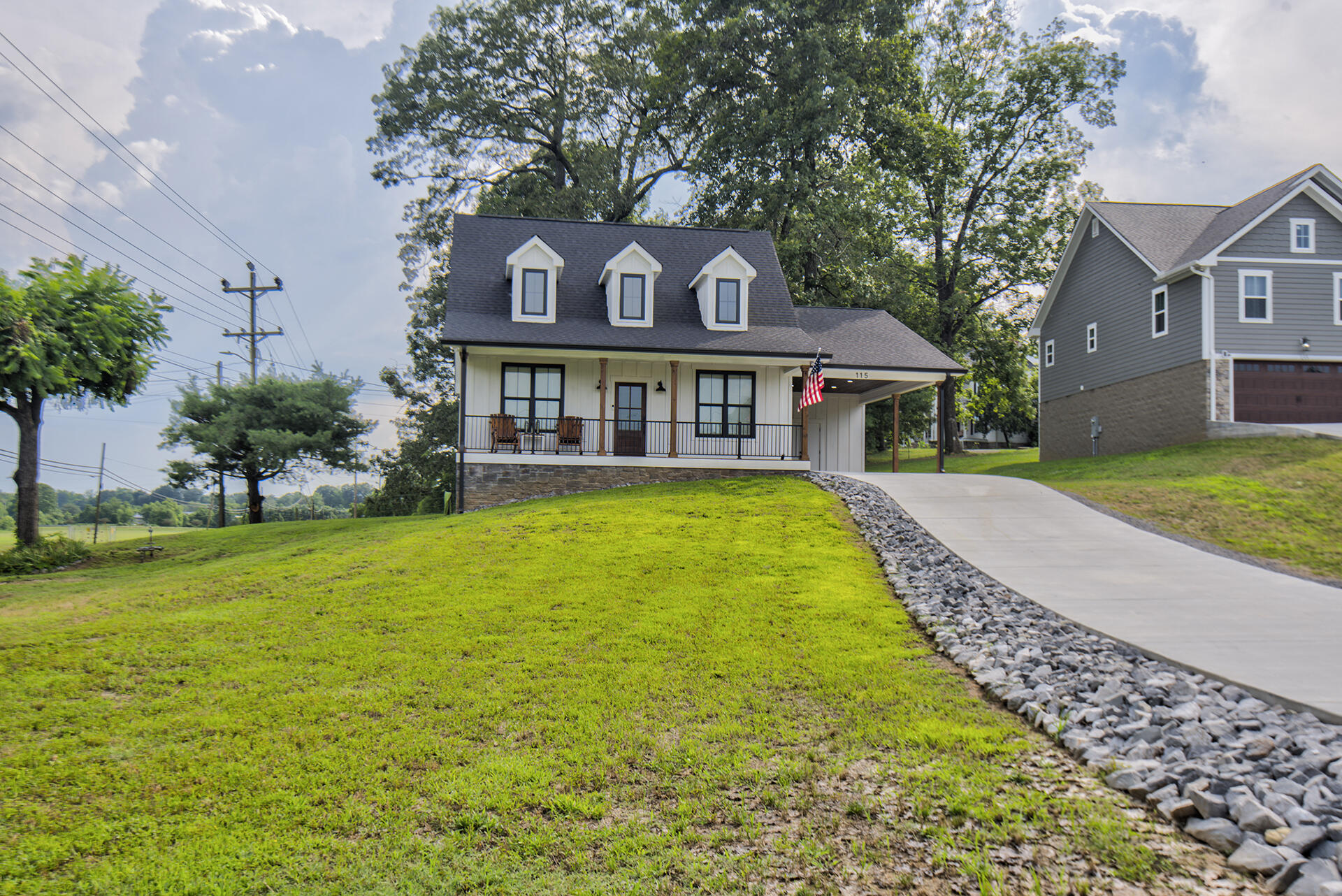 115 Sandras Way
