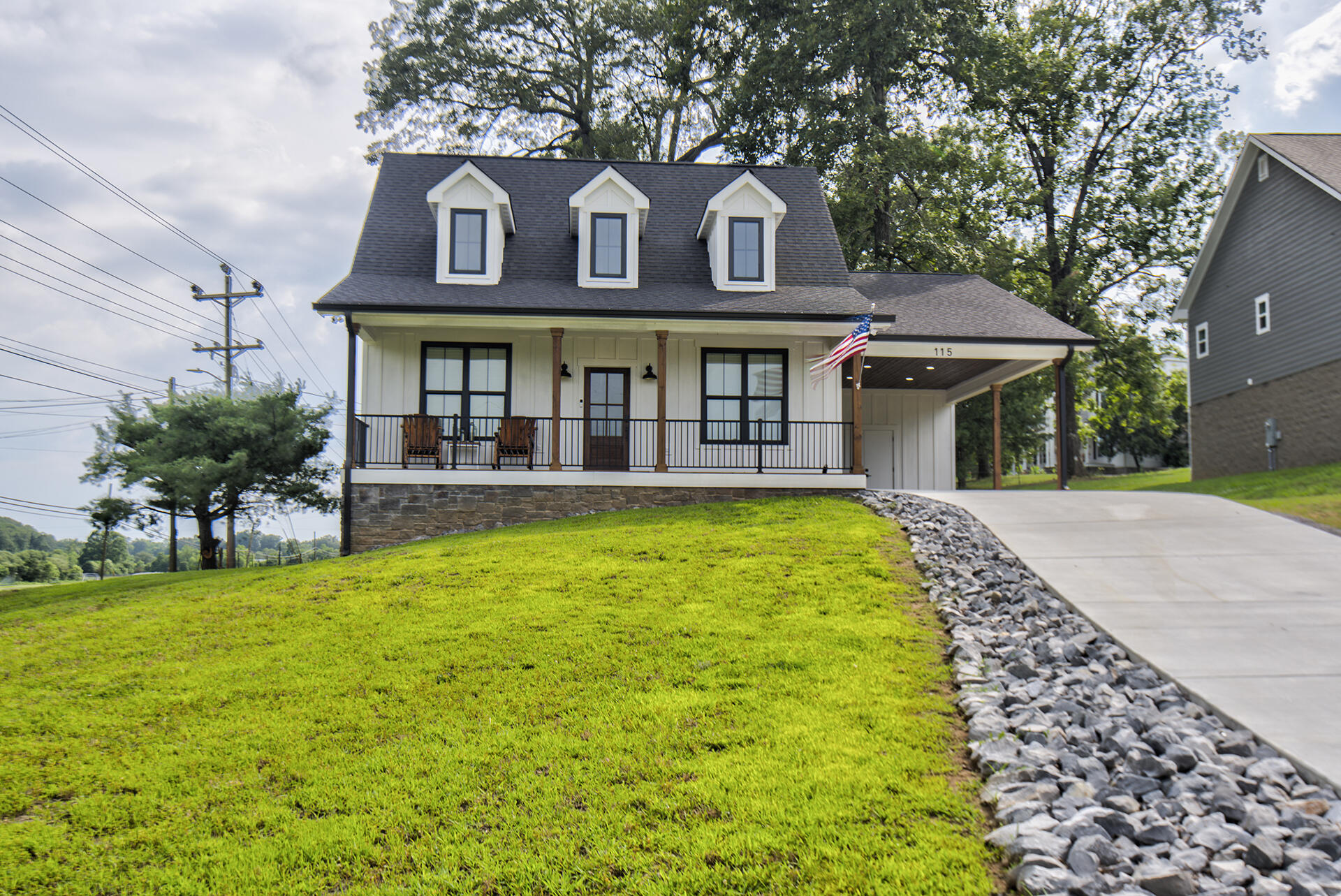 115 Sandras Way