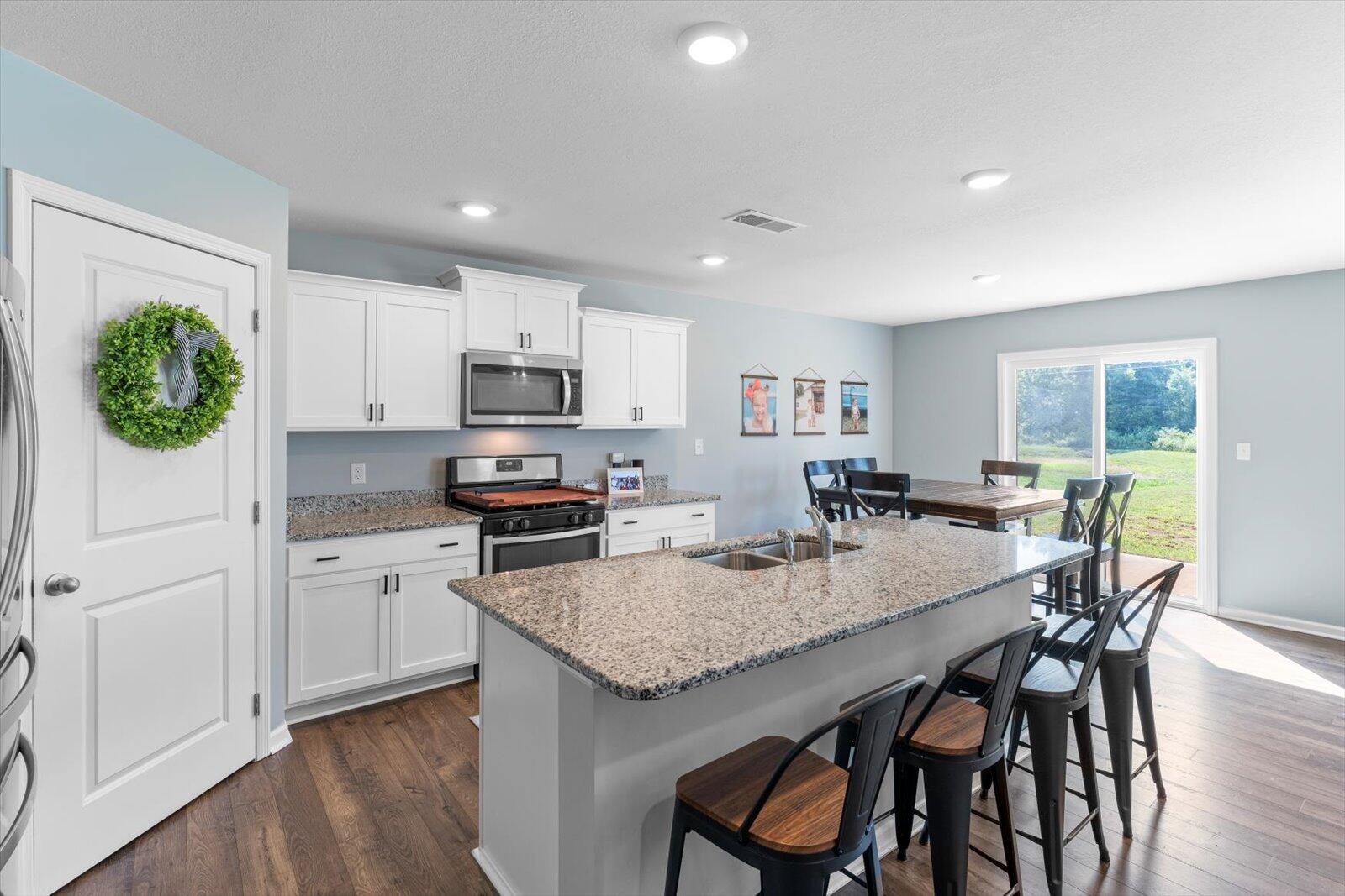 105 Dupitt Circle
