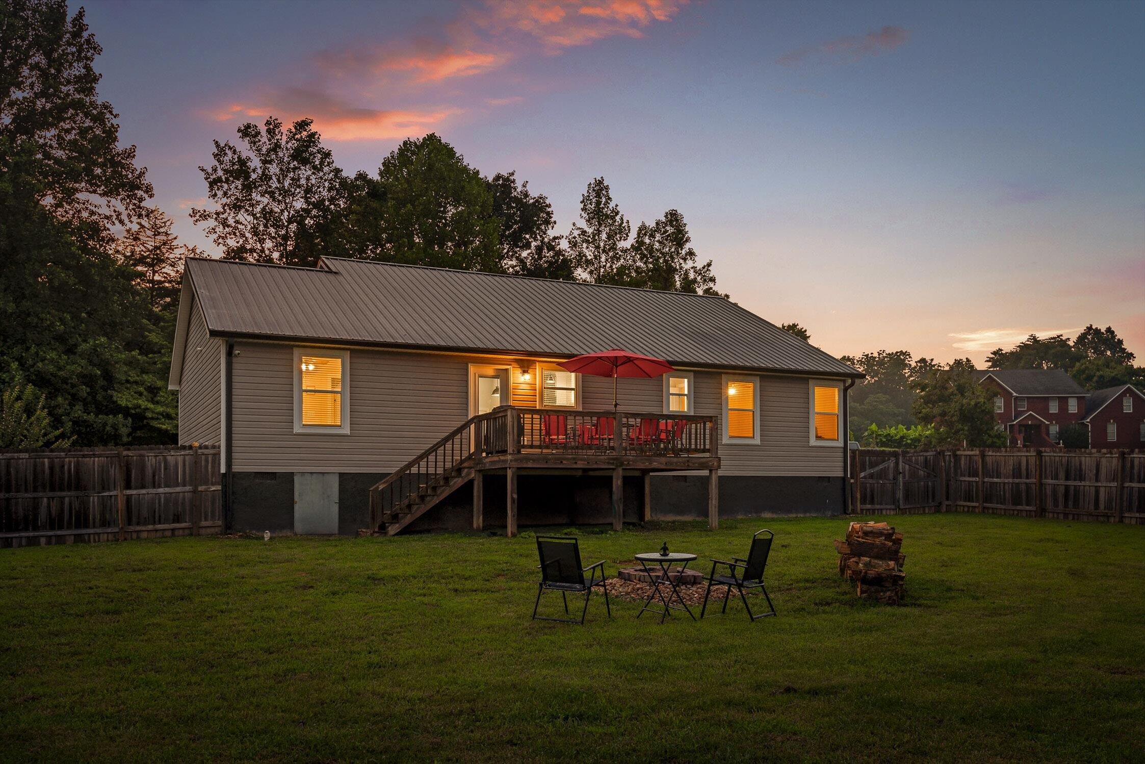 453 Hill Cir Circle