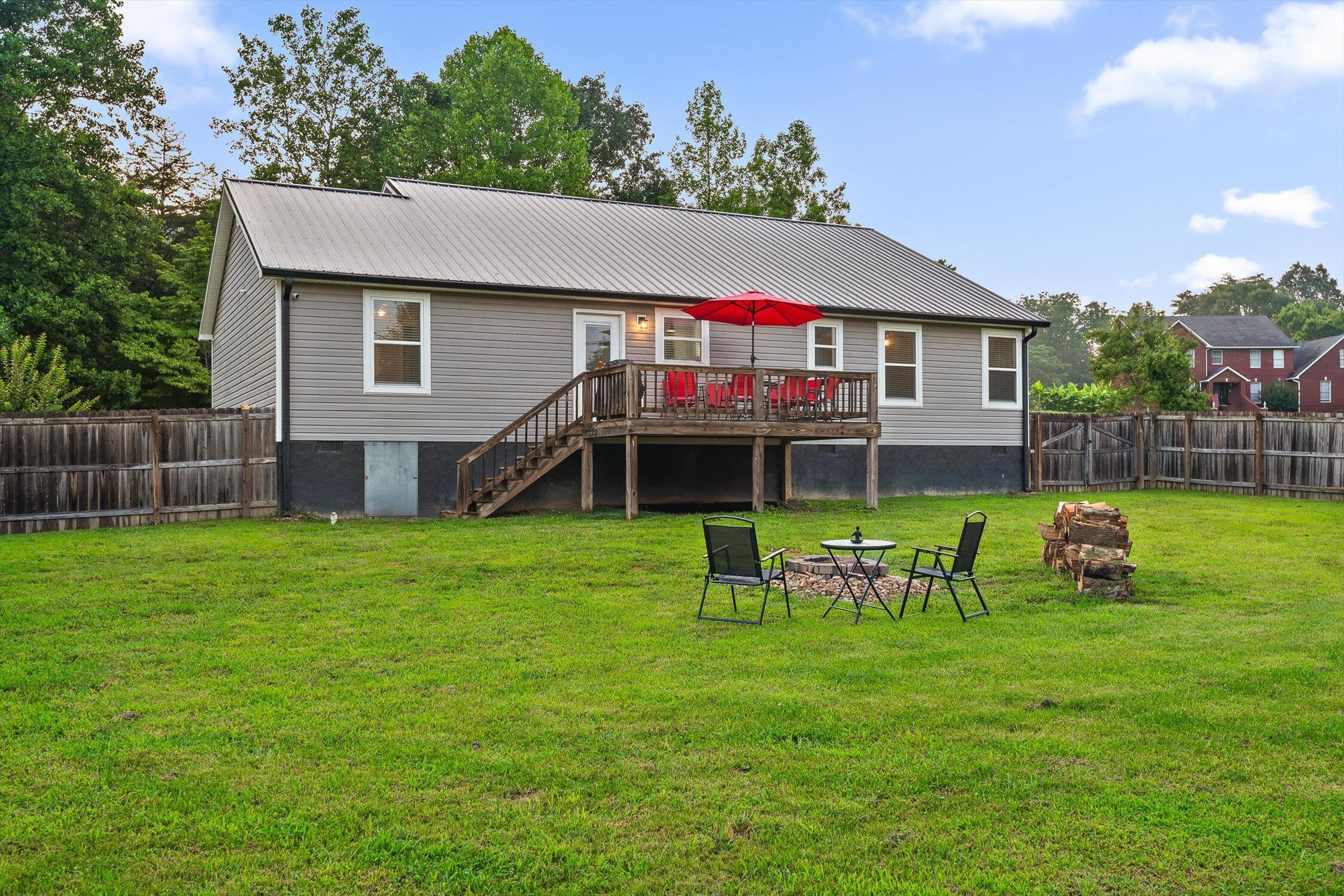 453 Hill Cir Circle