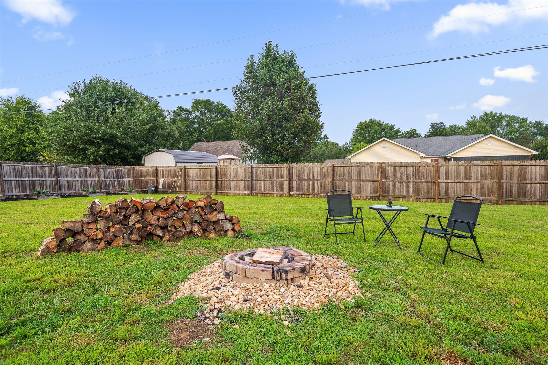 453 Hill Cir Circle