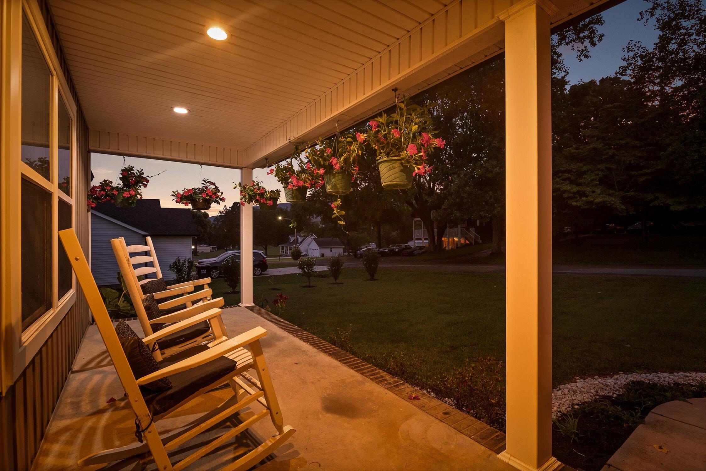 453 Hill Cir Circle