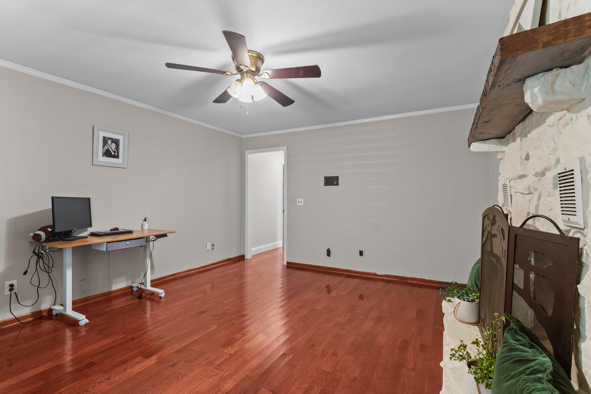 290 Powder Horn Lane