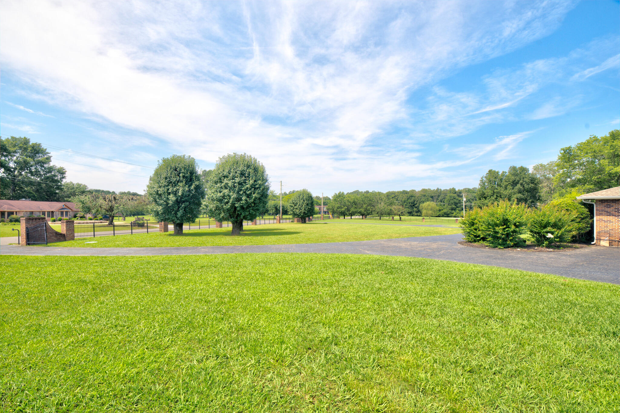 290 Powder Horn Lane