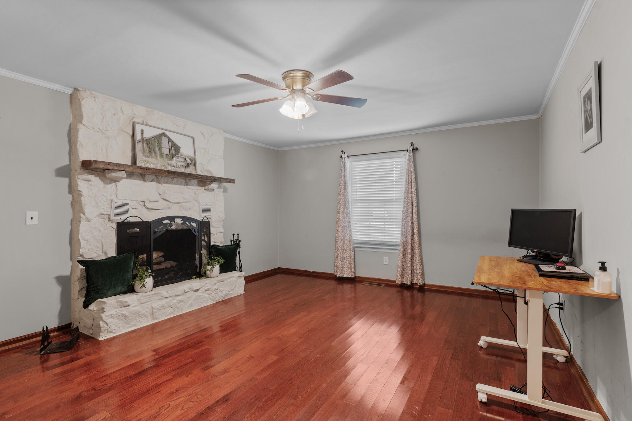 290 Powder Horn Lane