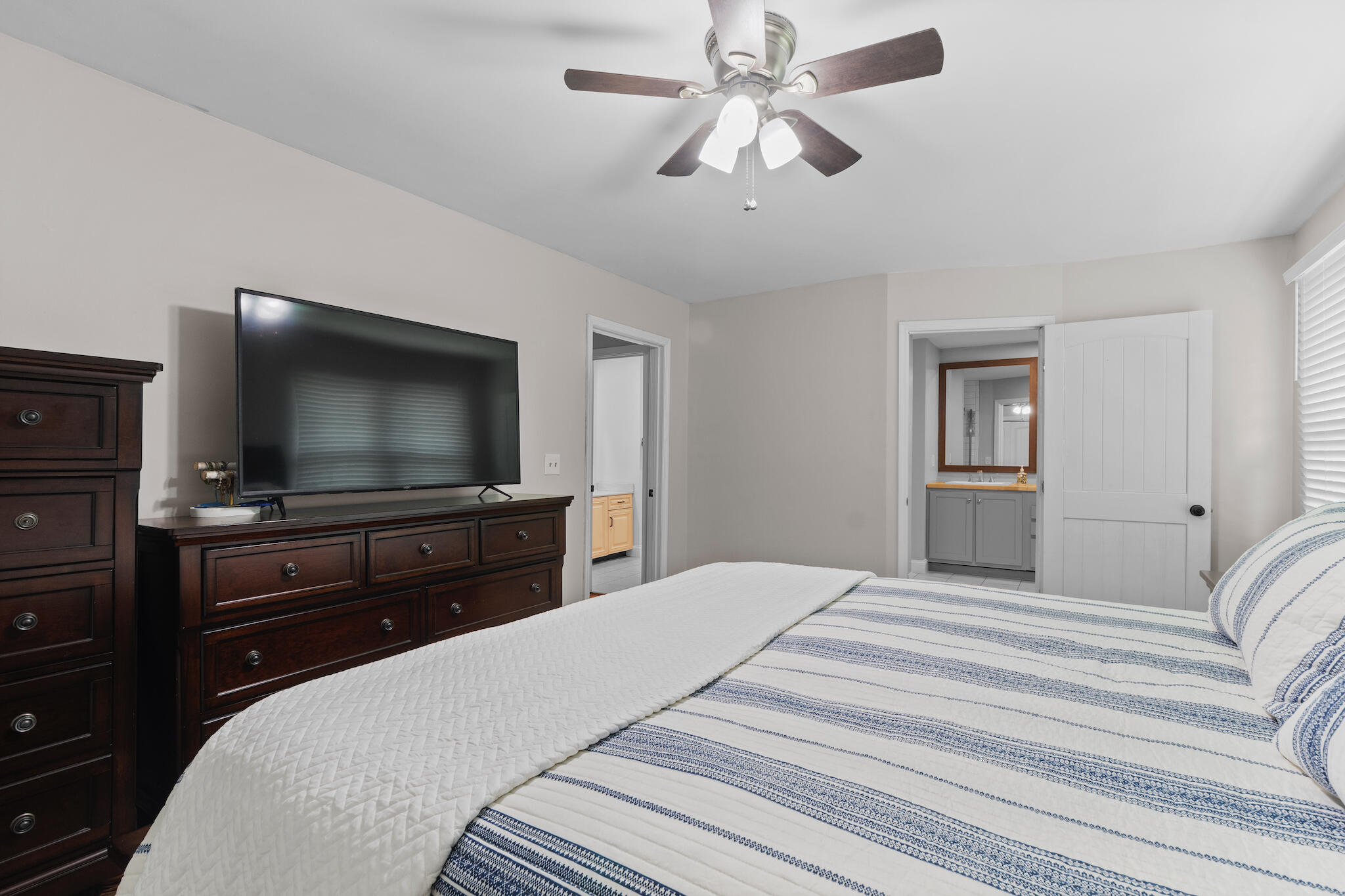 290 Powder Horn Lane