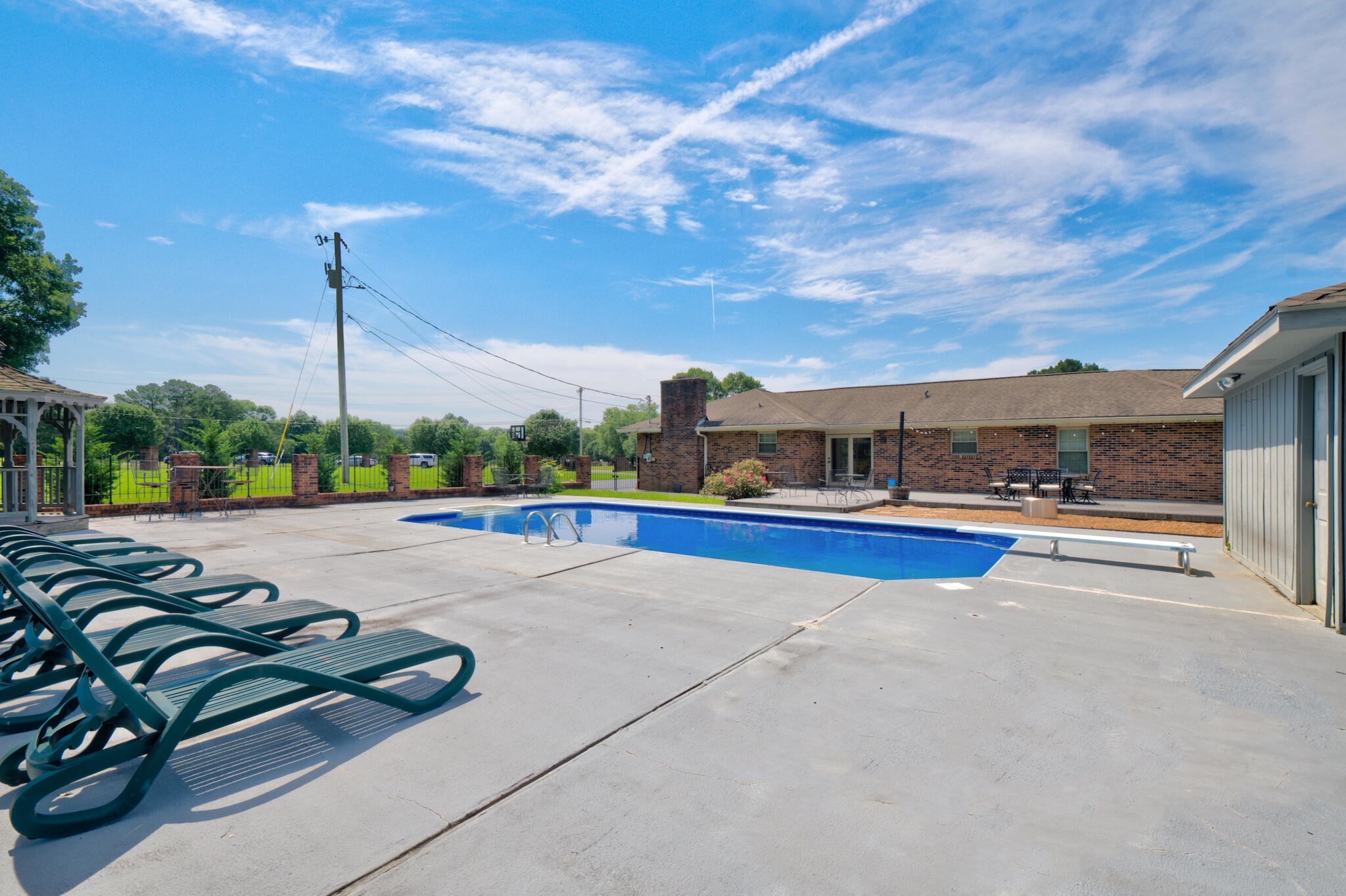 290 Powder Horn Lane