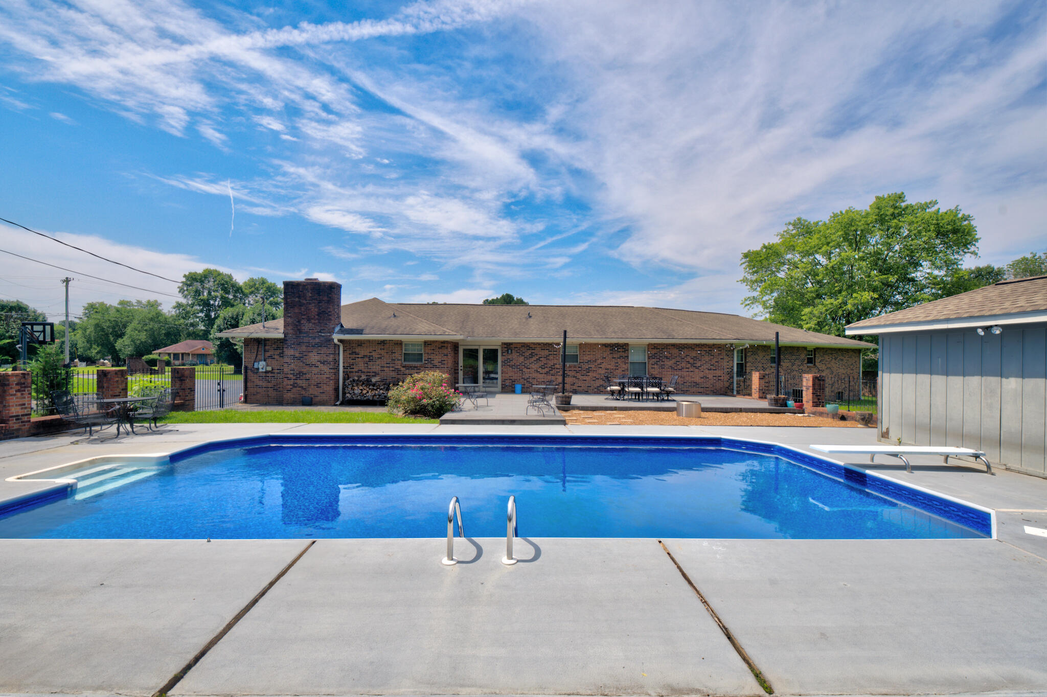 290 Powder Horn Lane