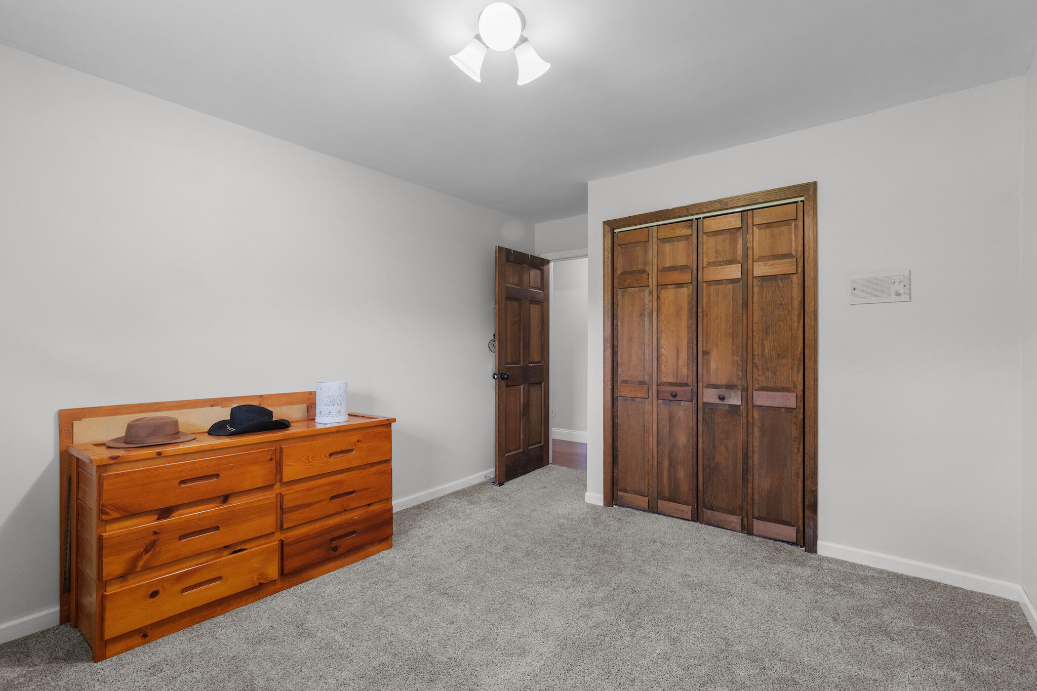 290 Powder Horn Lane