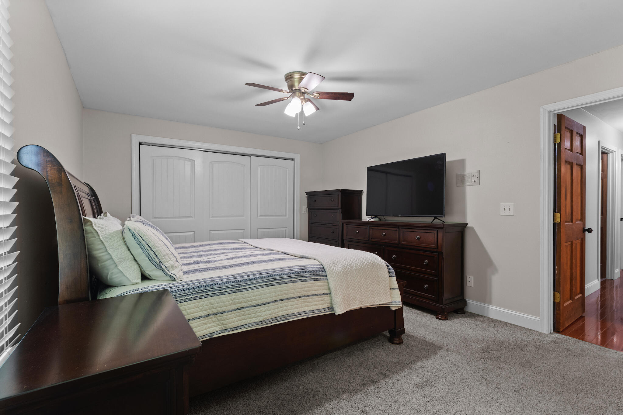 290 Powder Horn Lane