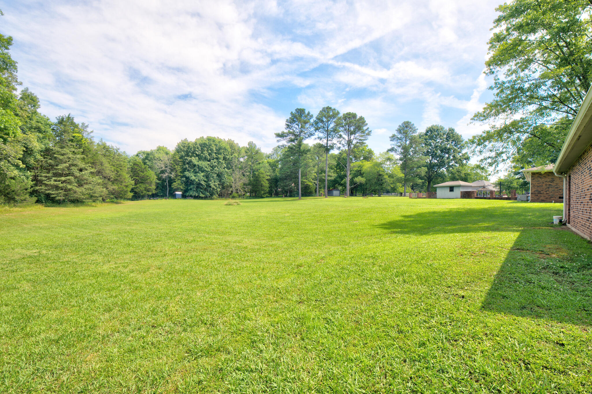 290 Powder Horn Lane