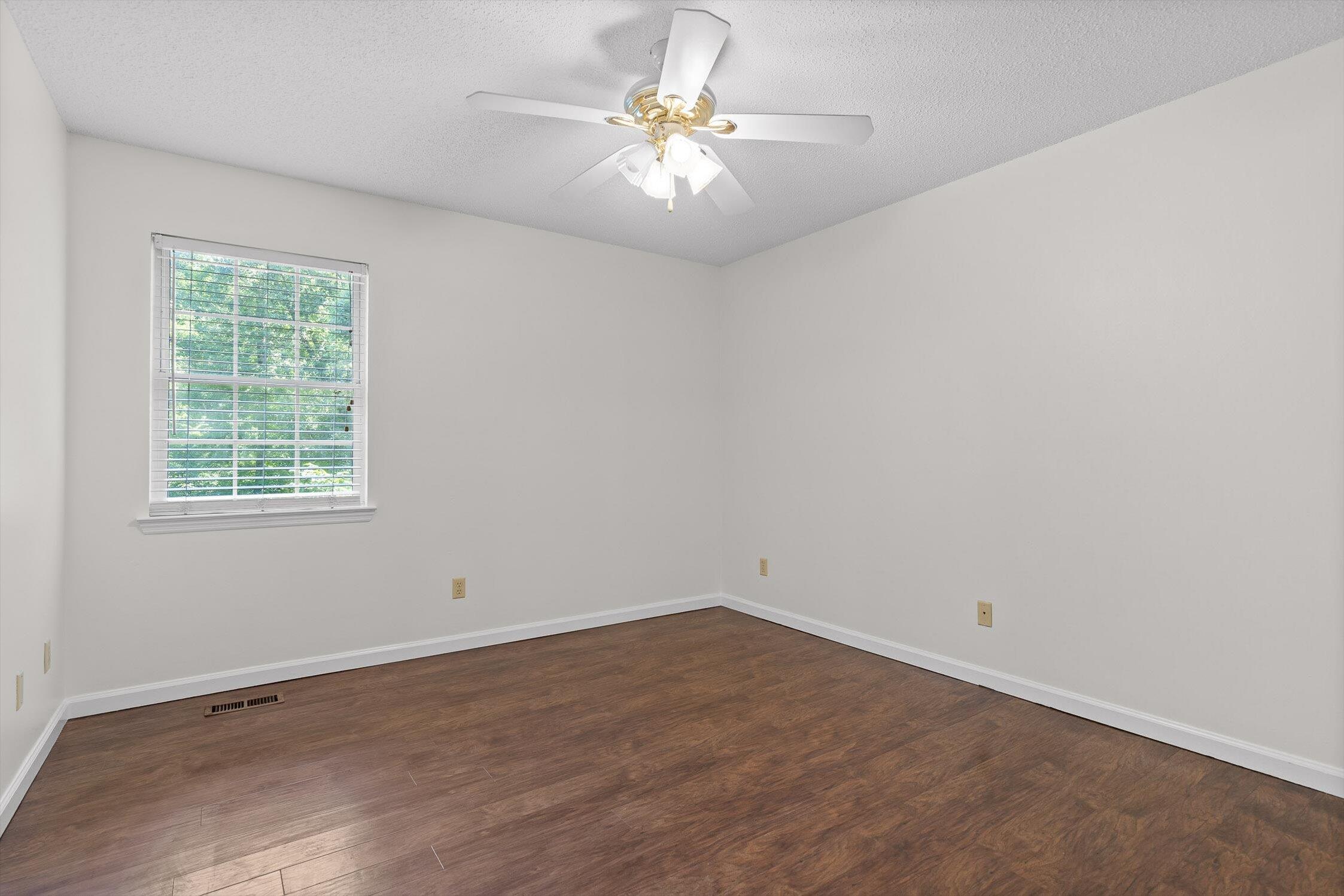 40 Castleview Court