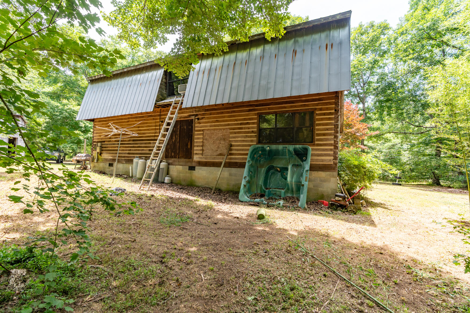 8116 Hixson Springs Road