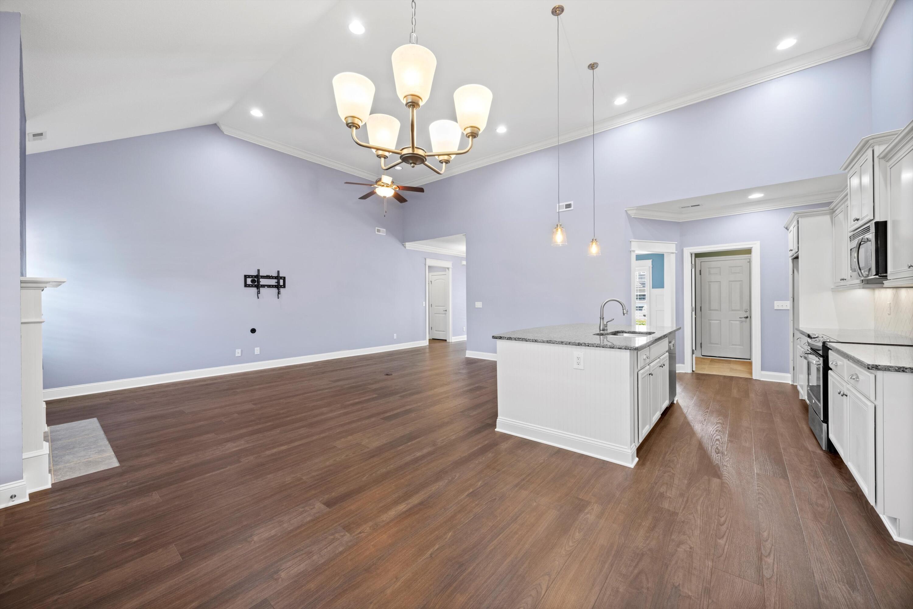 8594 River Birch Loop