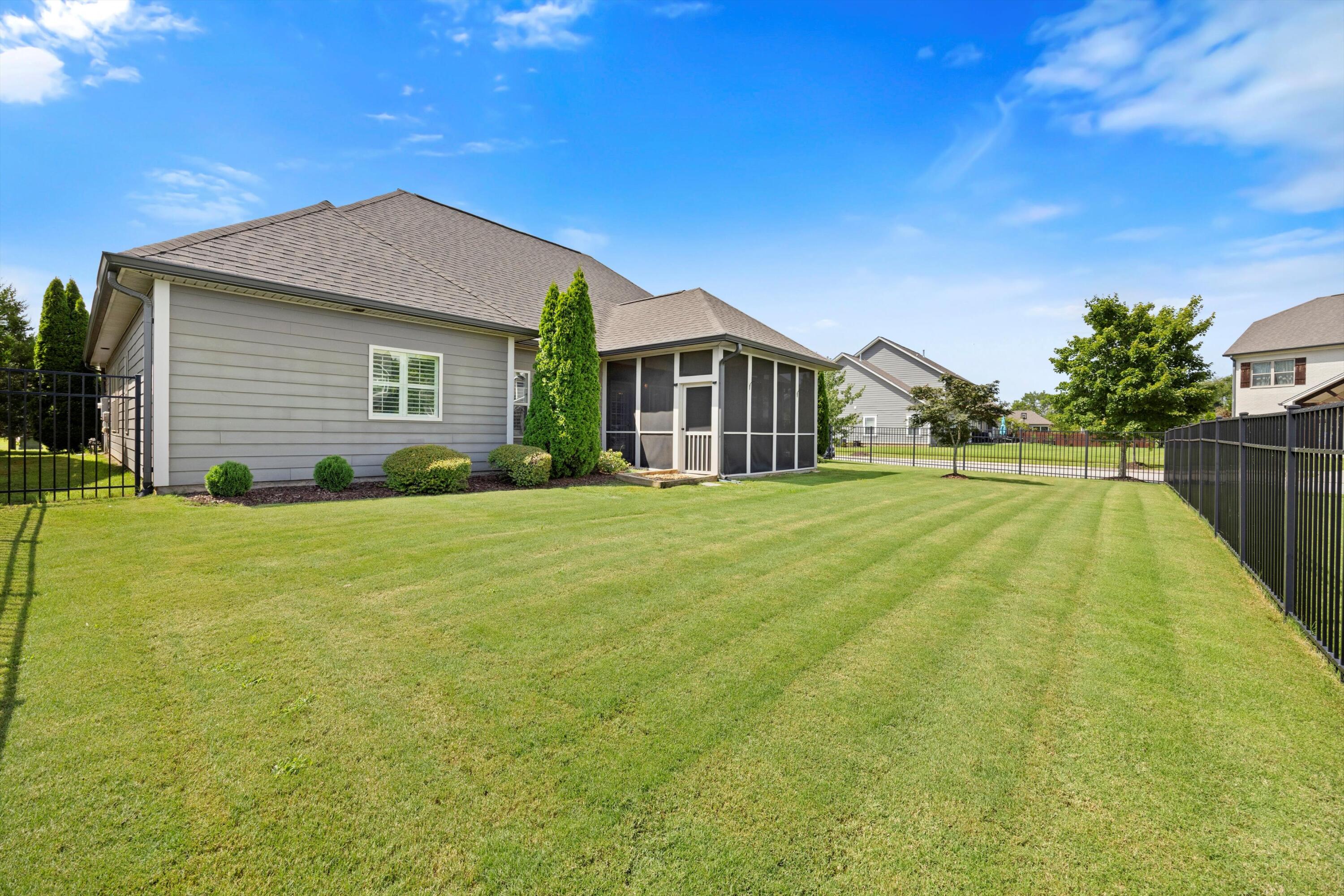 8594 River Birch Loop