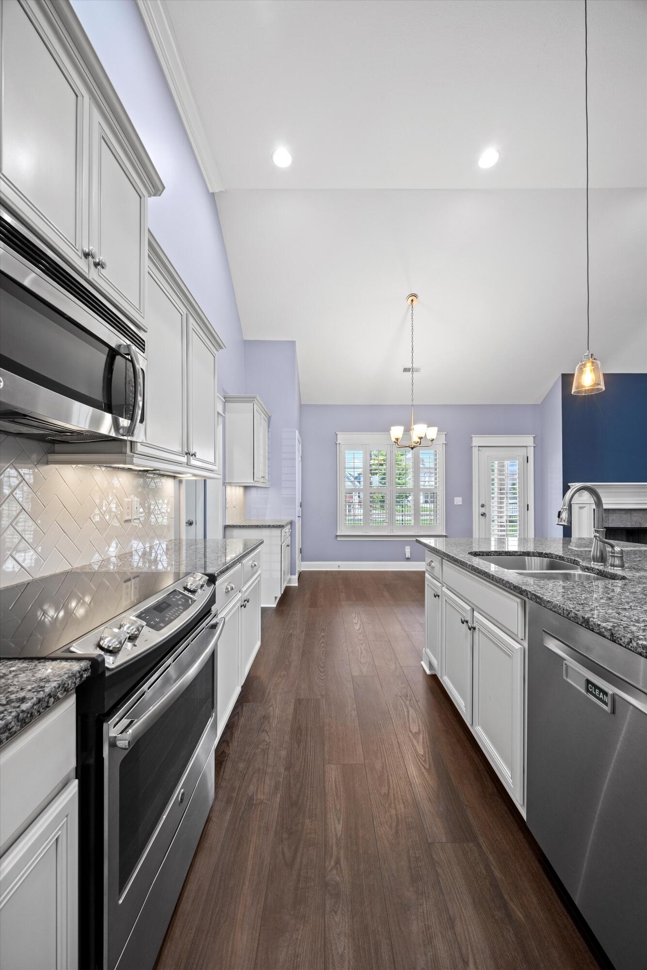 8594 River Birch Loop