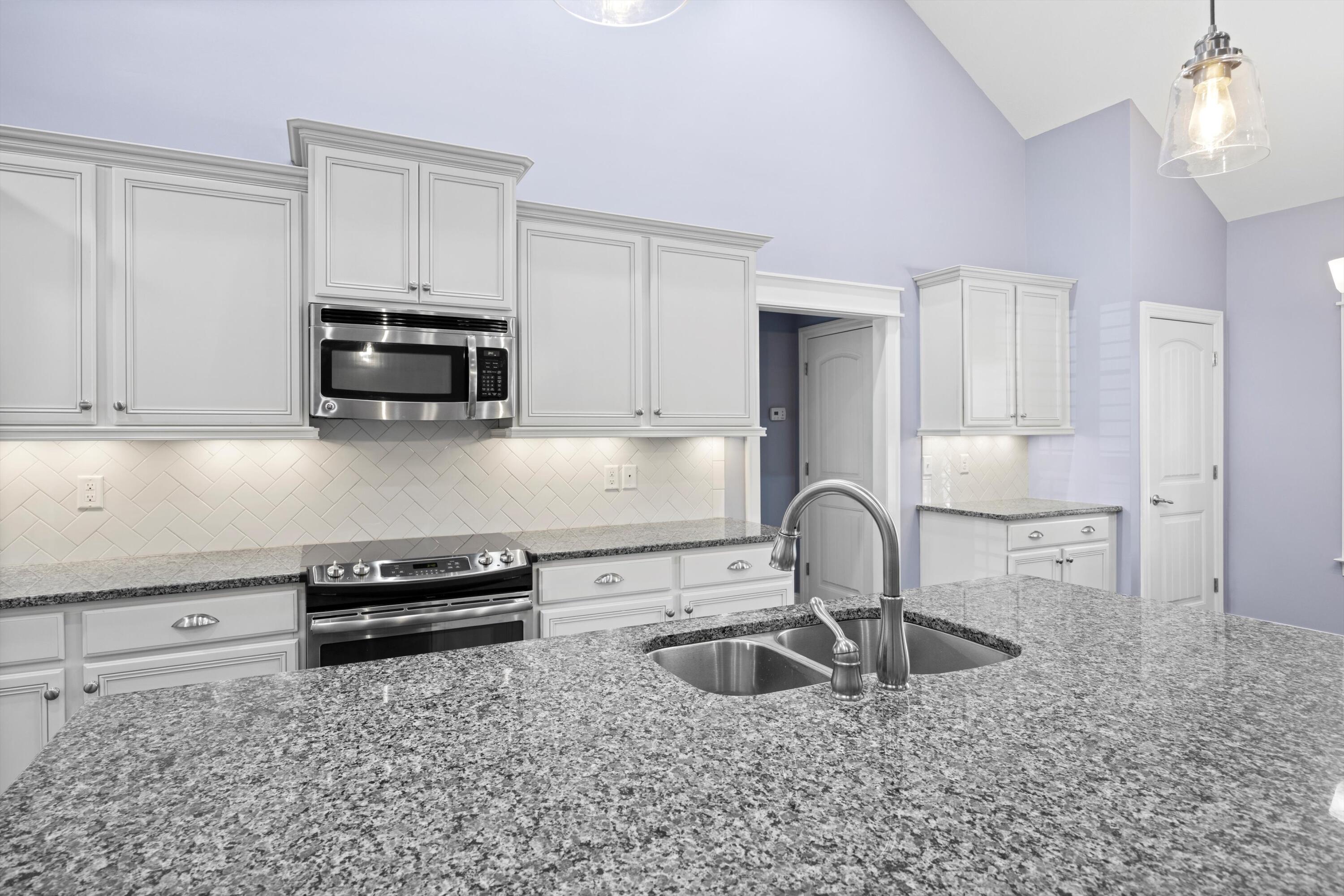 8594 River Birch Loop