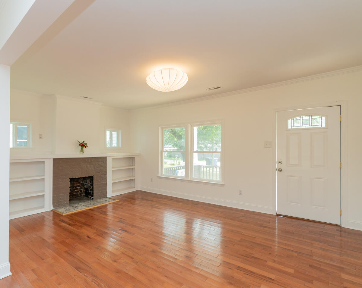 4913 Virginia Avenue