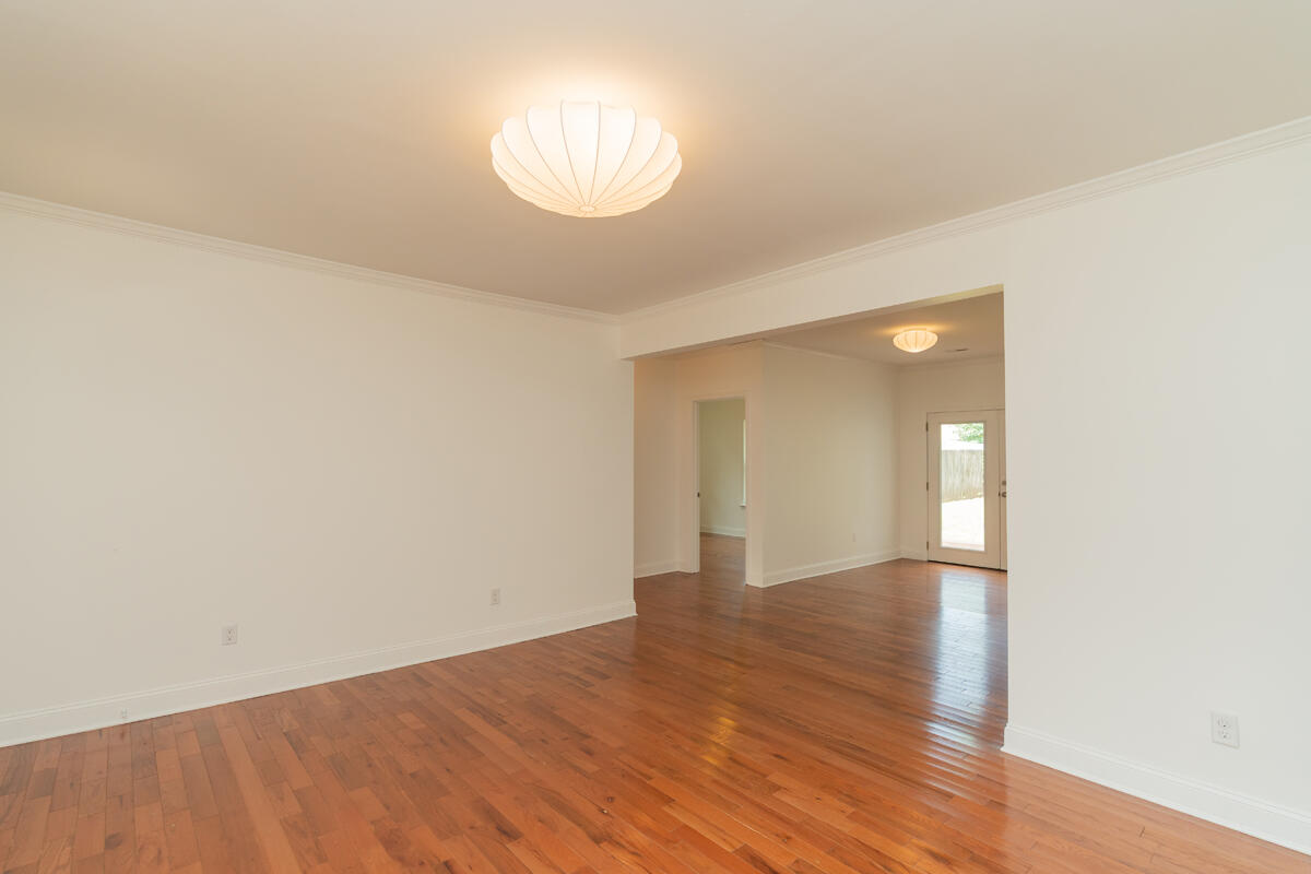 4913 Virginia Avenue