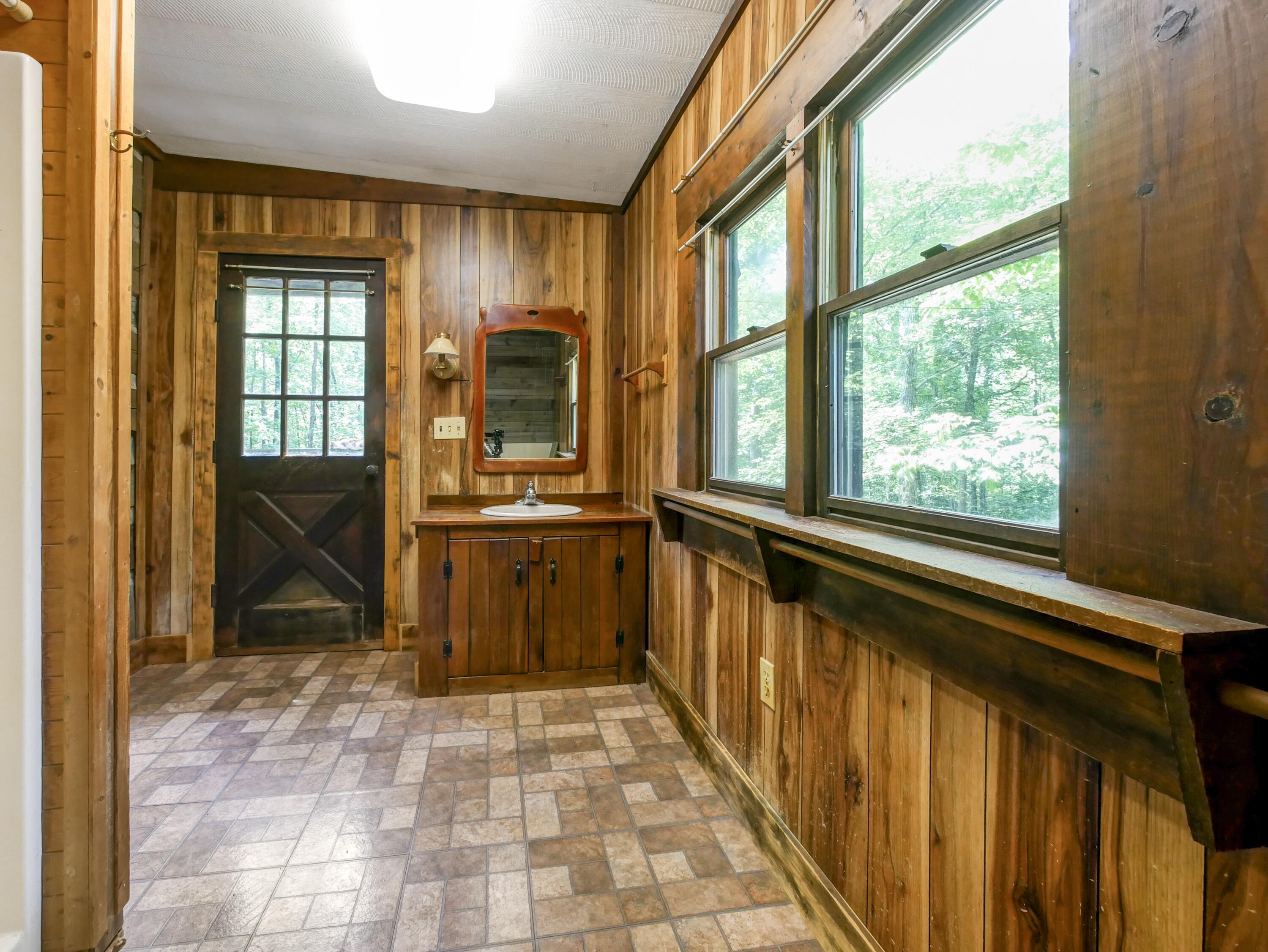 945 Miller Road
