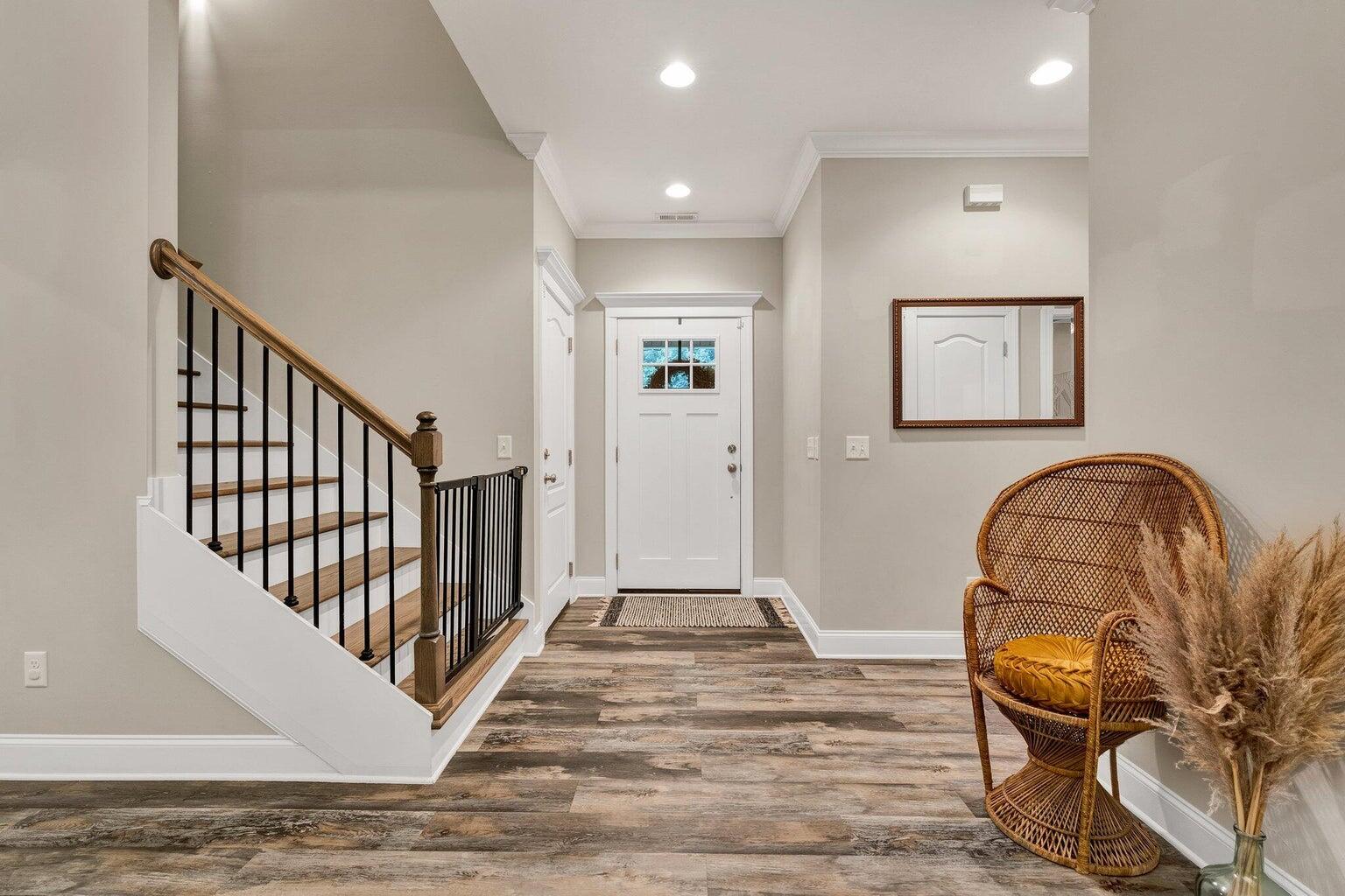 114 Fairhill Drive NE