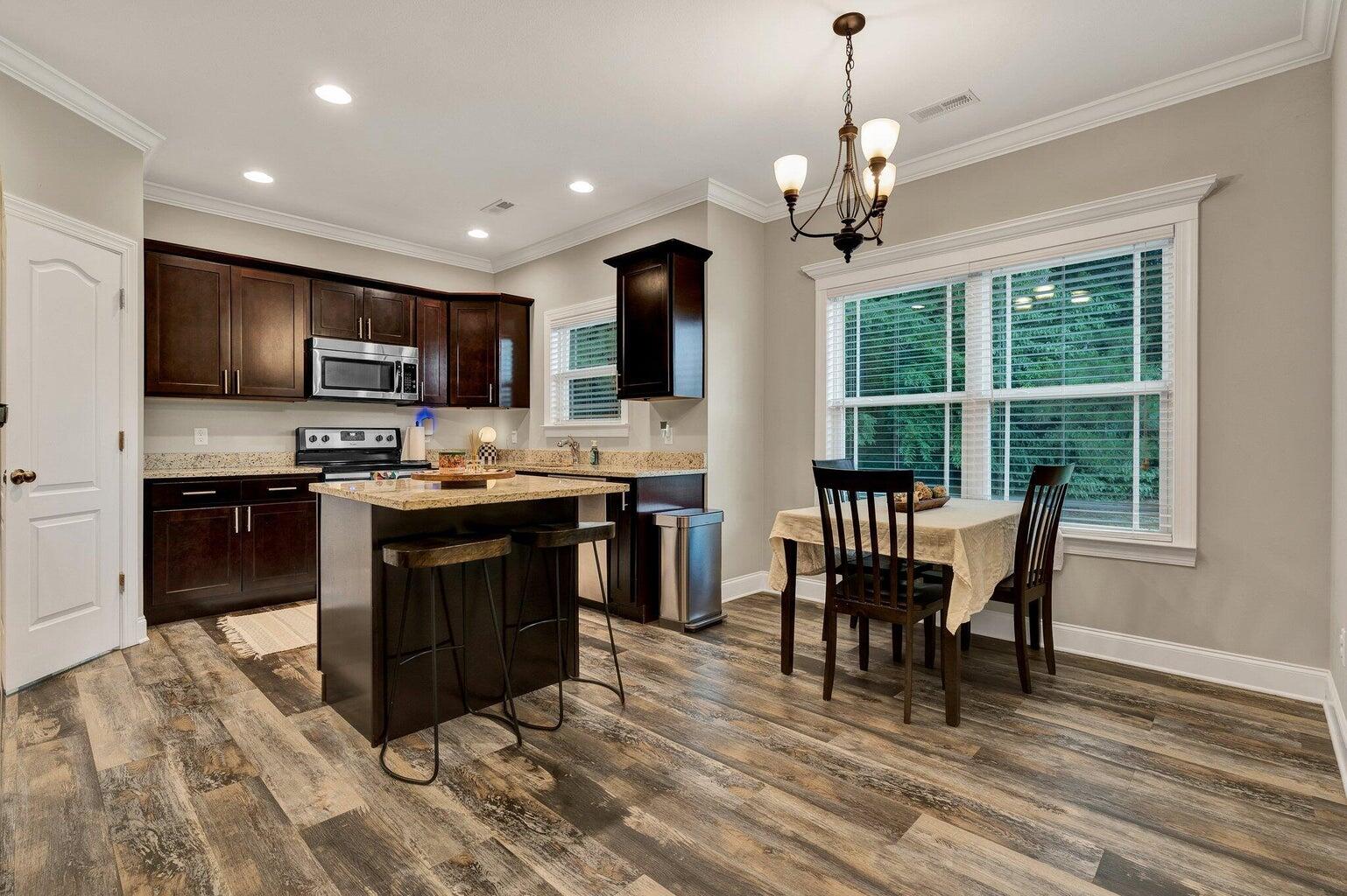 114 Fairhill Drive NE