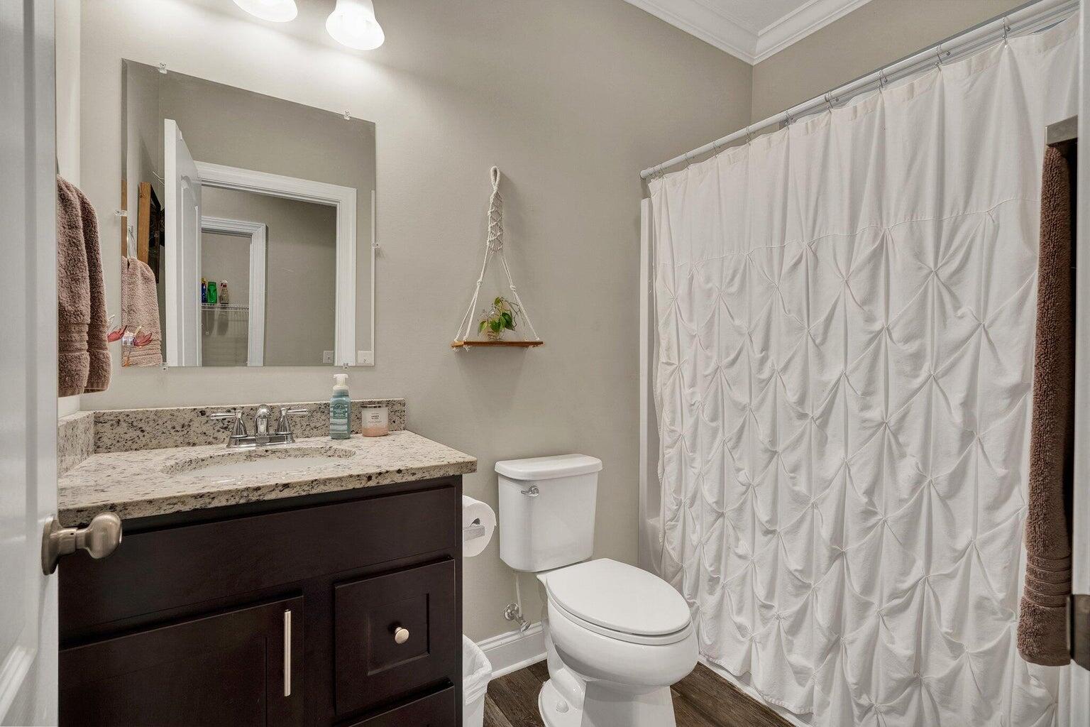 114 Fairhill Drive NE