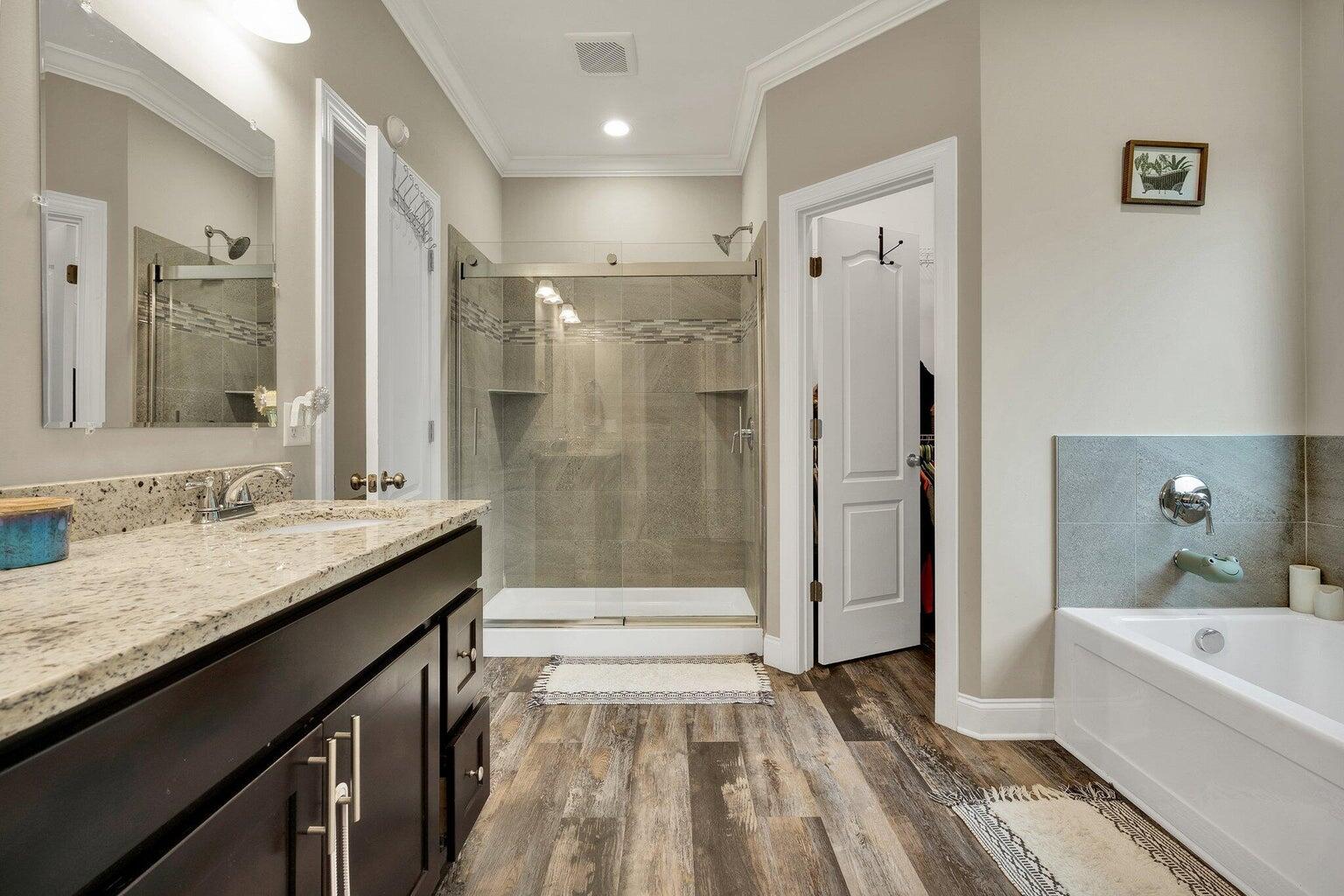 114 Fairhill Drive NE