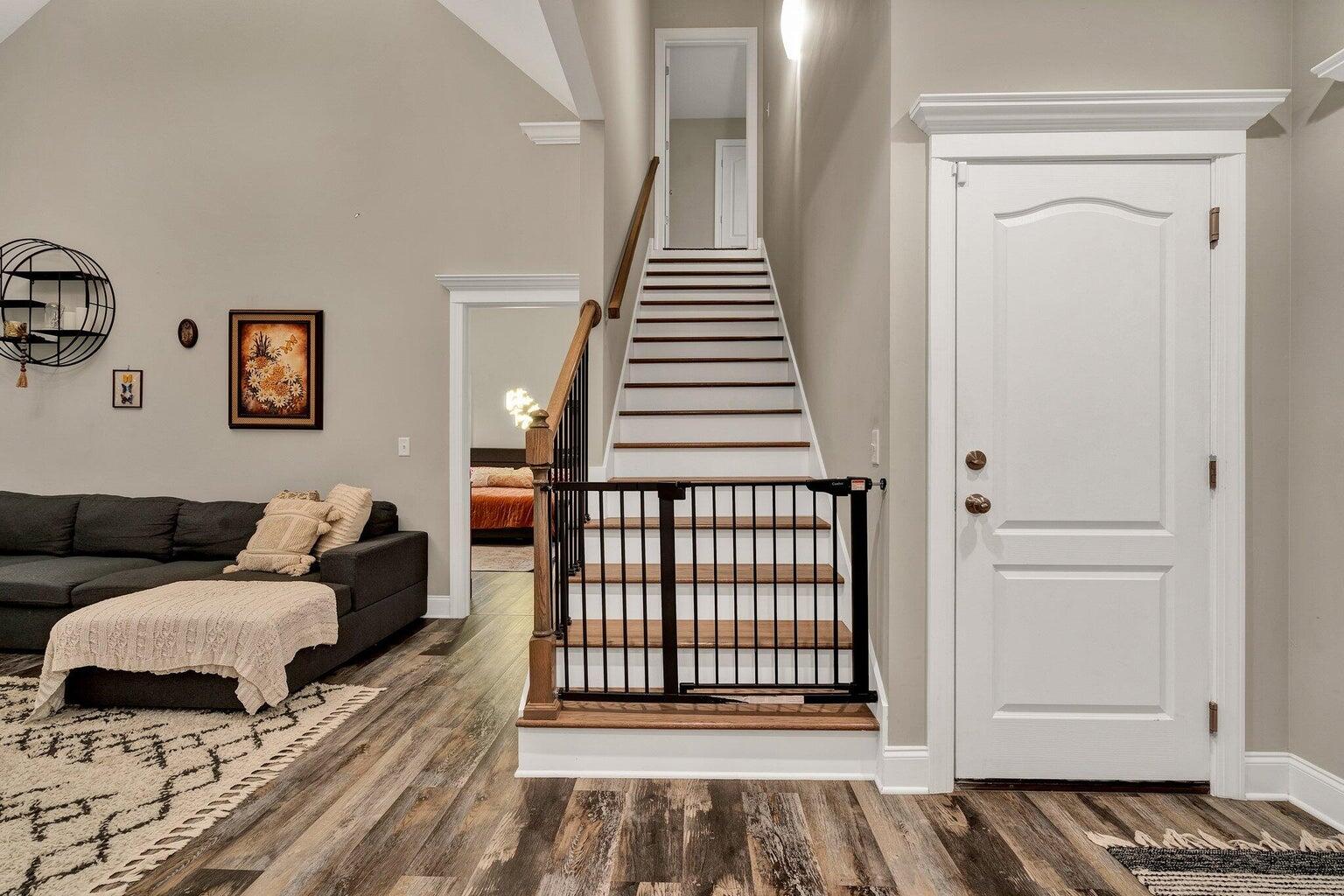 114 Fairhill Drive NE