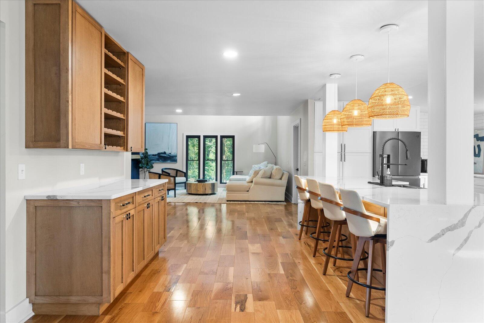 1042 Sunset Drive