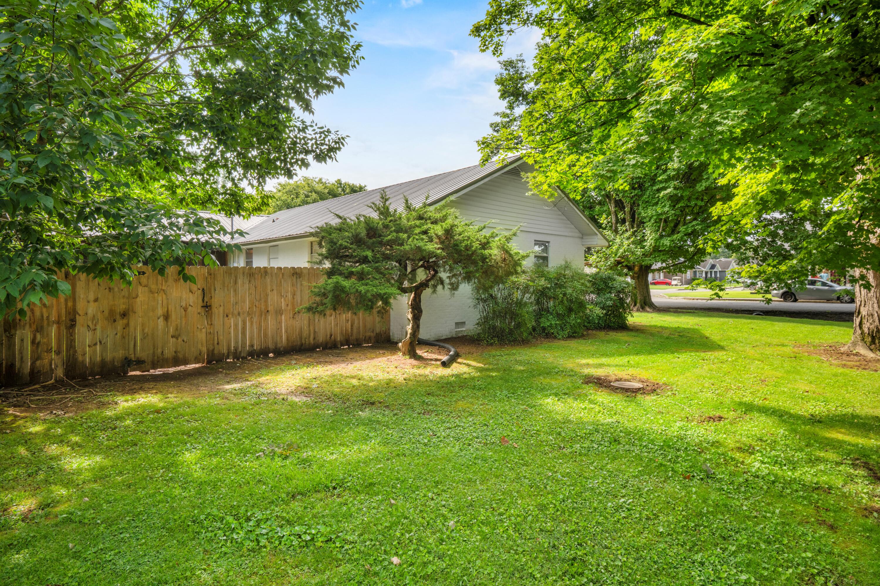 314 W 2nd Street