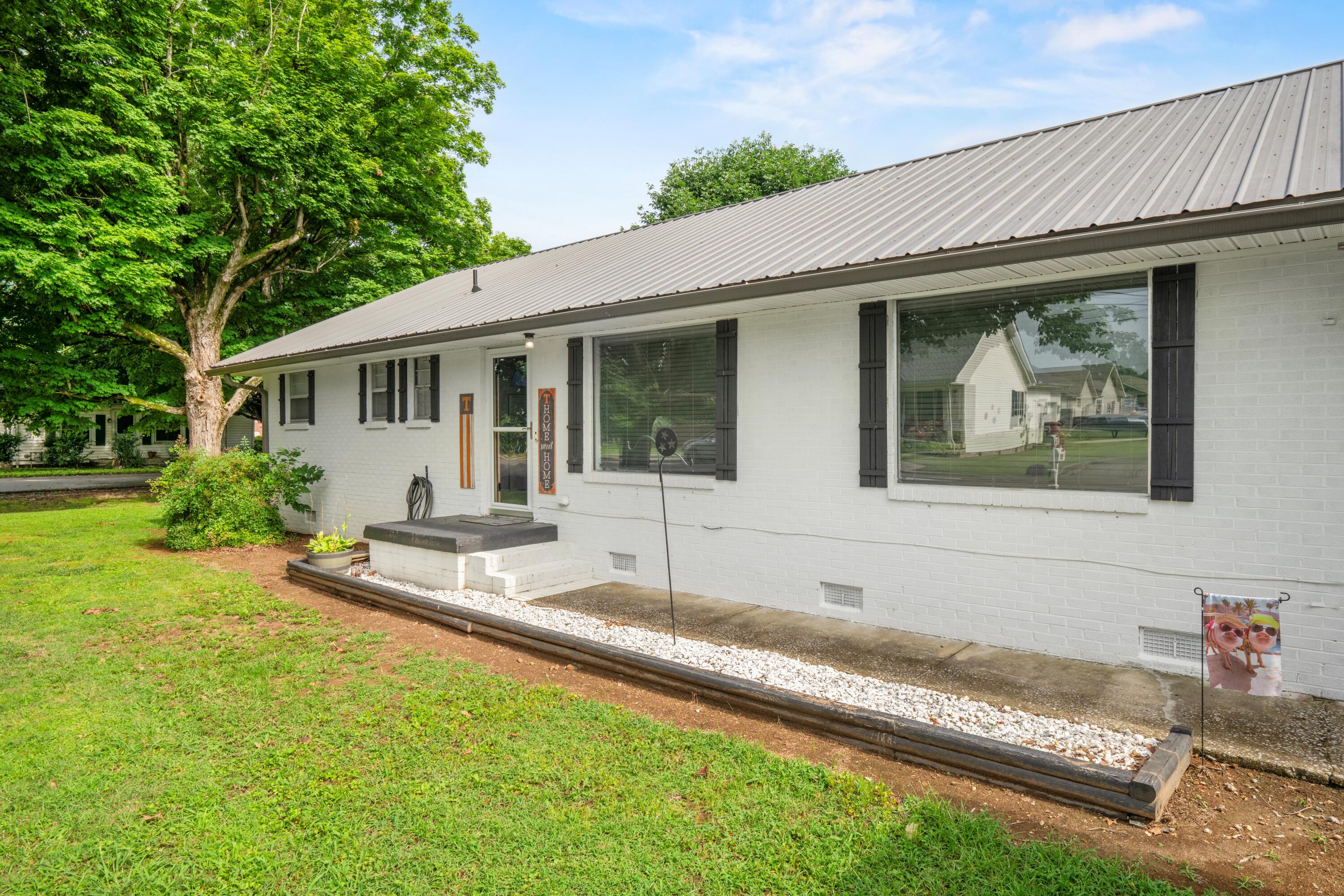 314 W 2nd Street