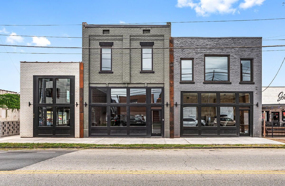 614 E Main Street, 104