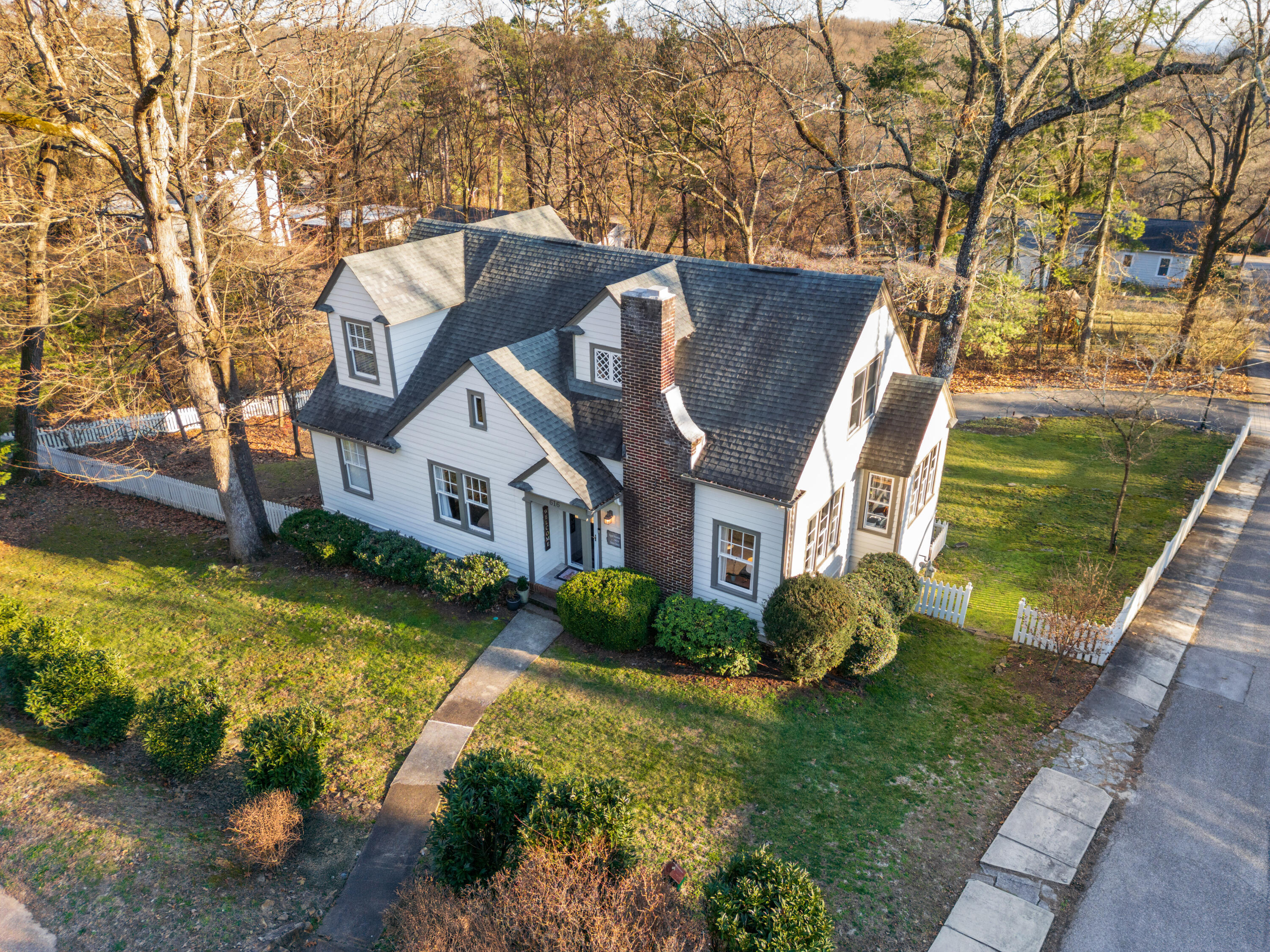 616 Signal Mountain Boulevard