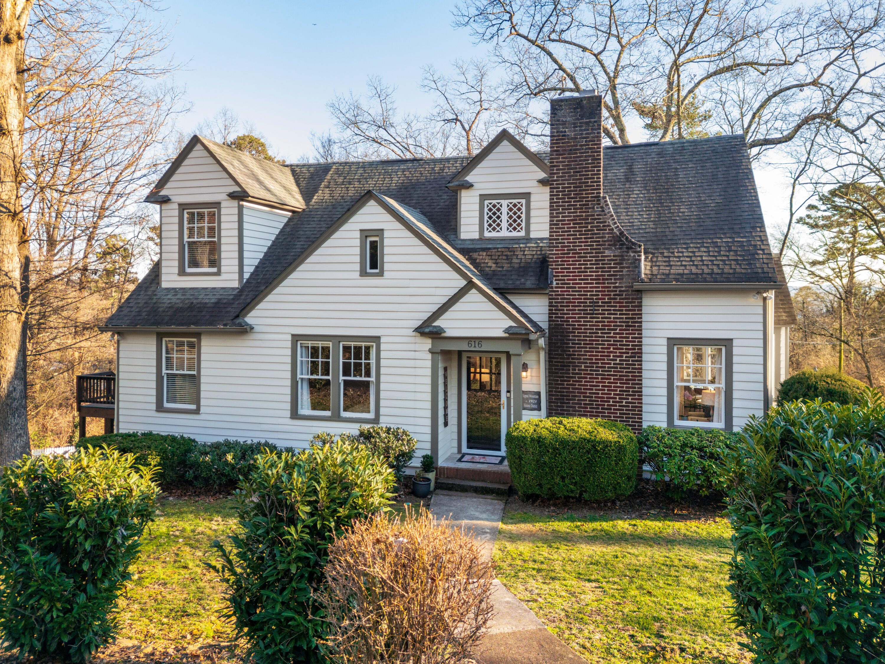 616 Signal Mountain Boulevard