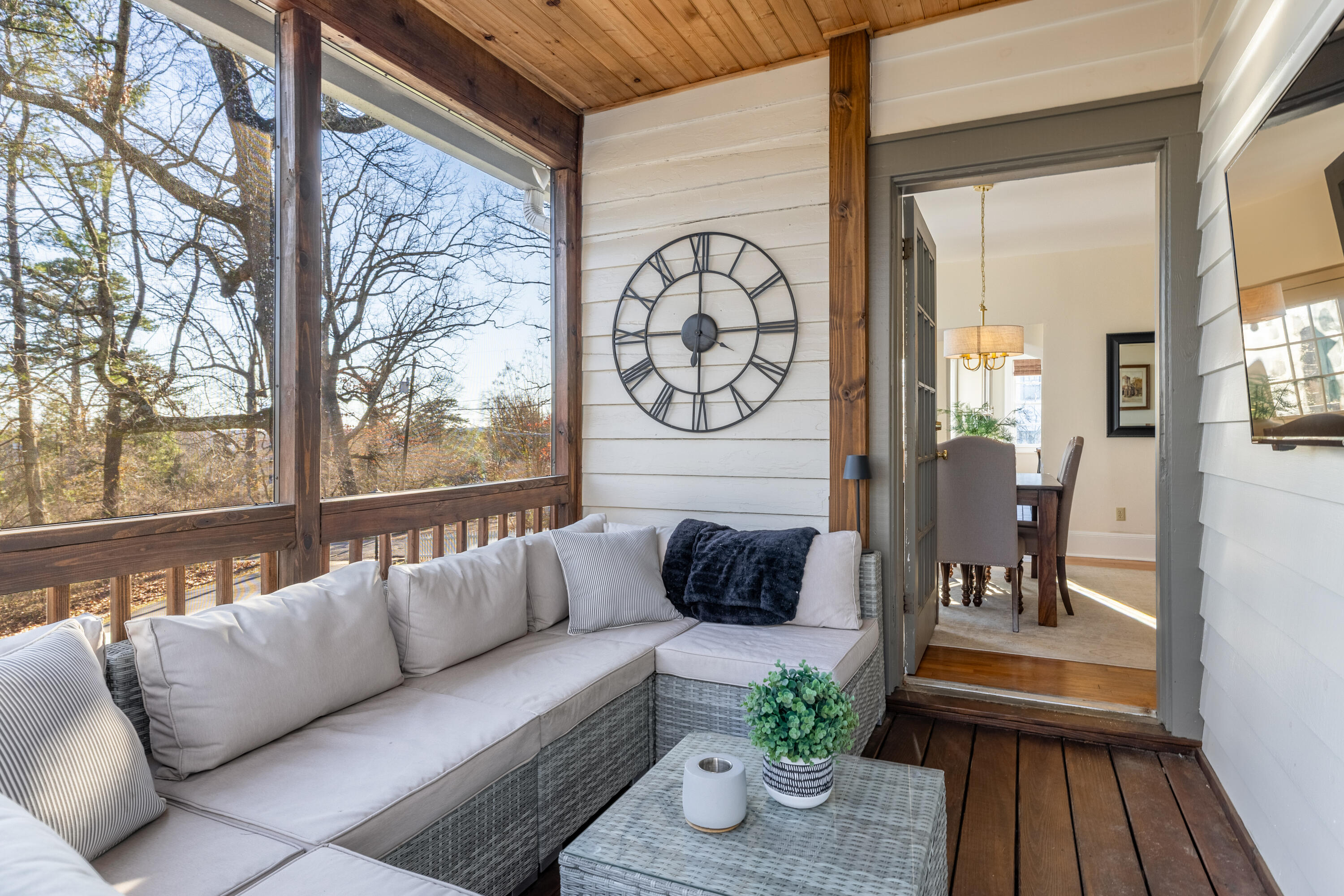 616 Signal Mountain Boulevard