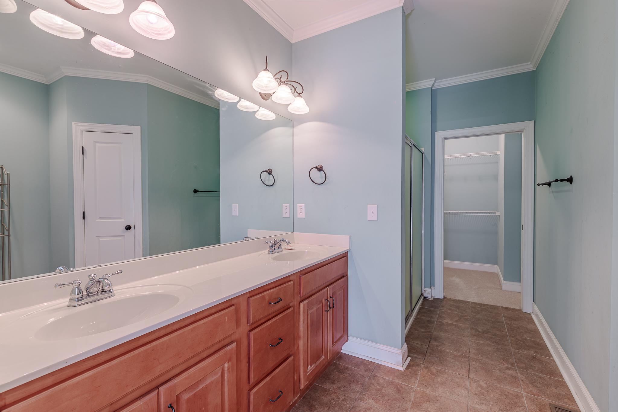 1105 Saddlebrook Drive